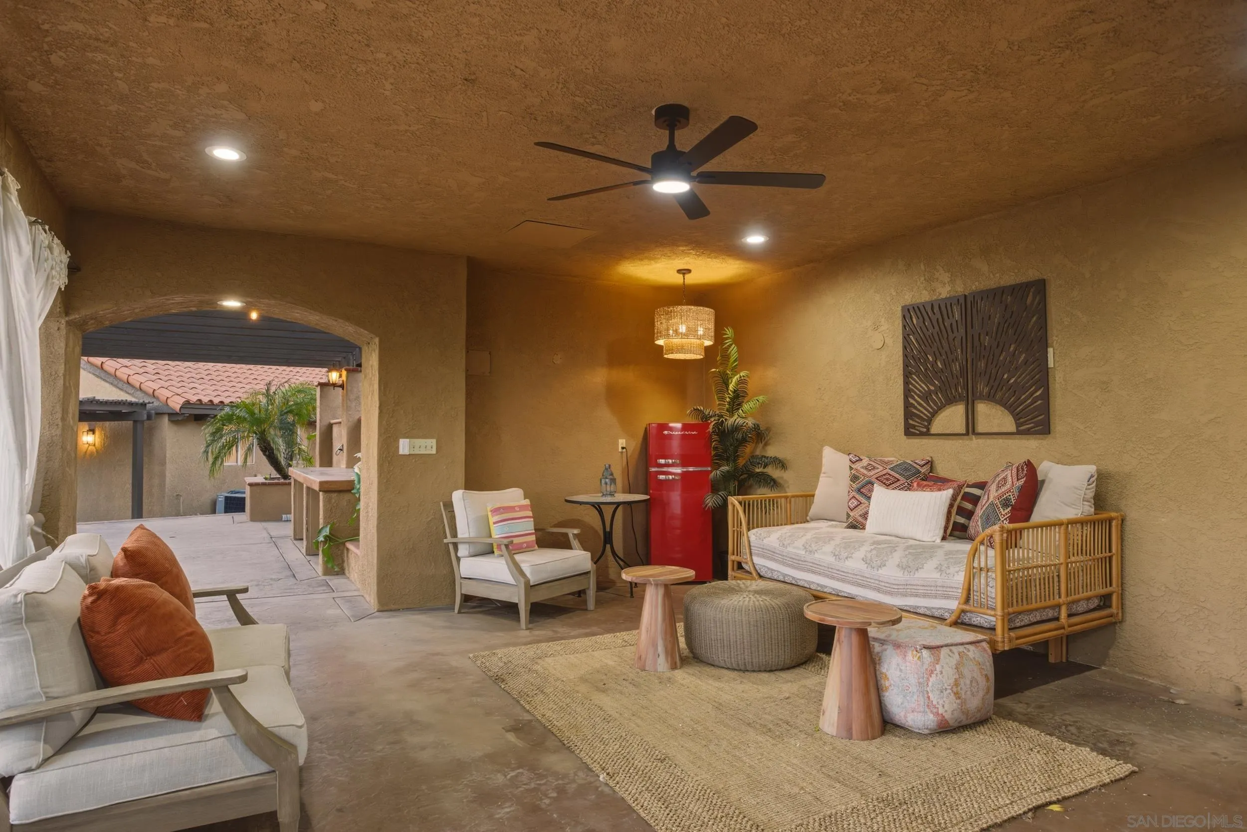 24922 Terreno Drive, Temecula, CA 92590, photo 41