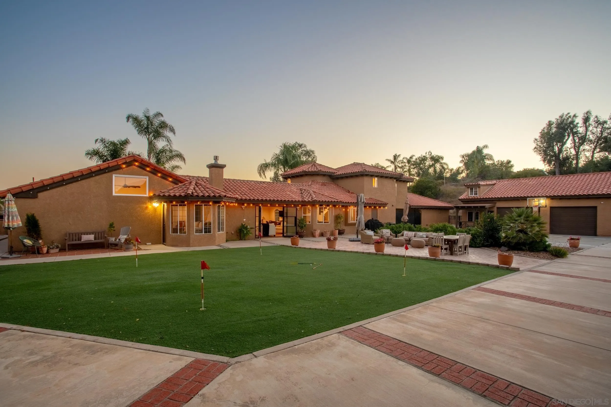 24922 Terreno Drive, Temecula, CA 92590, photo 45