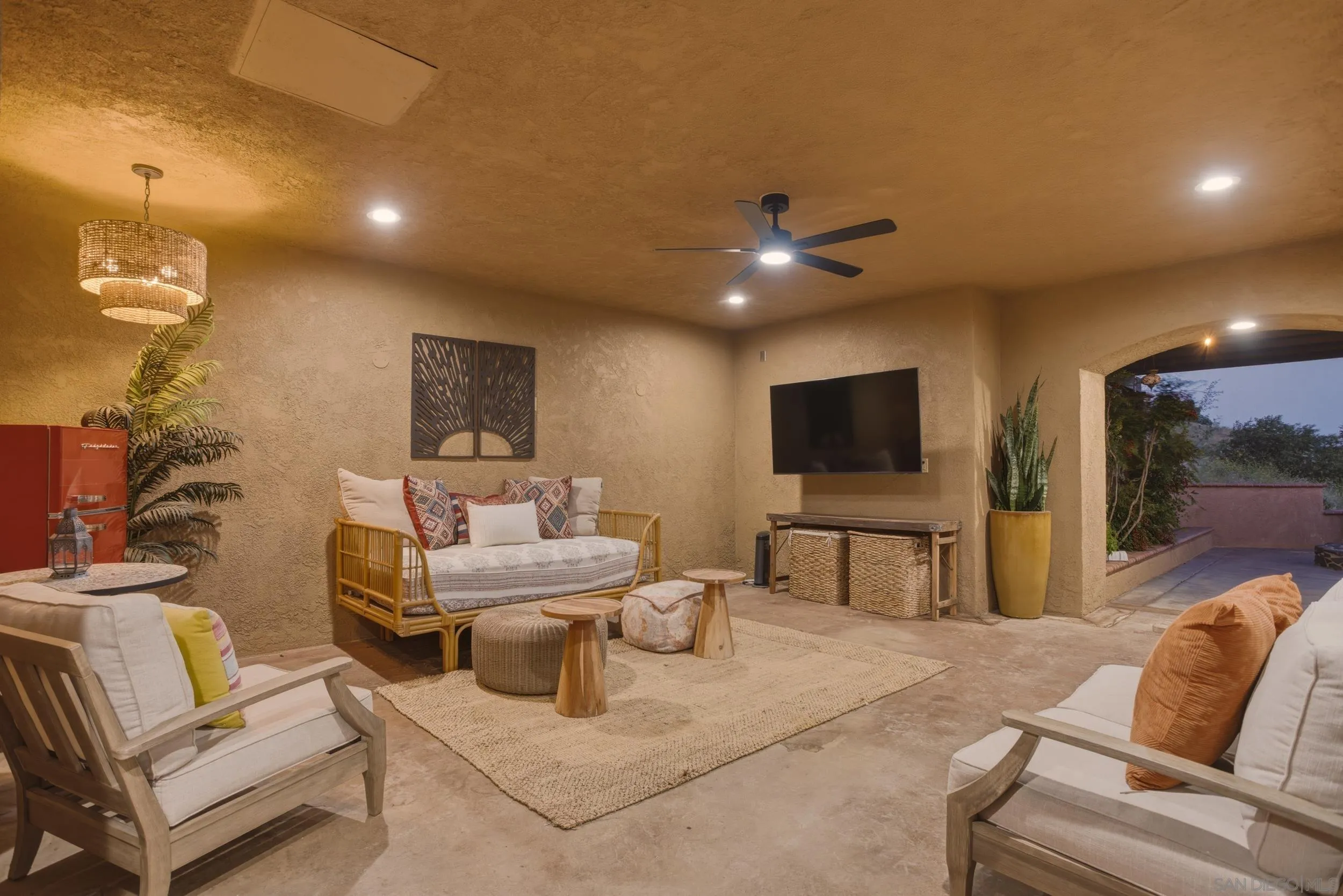 24922 Terreno Drive, Temecula, CA 92590, photo 42