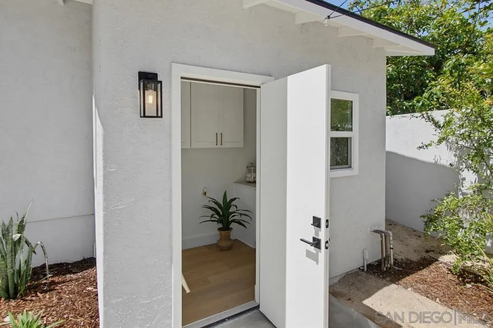 https://cdn.realtyfeed.com/cdn/127/260014077/0e6362065e09ba3a28d89f143843d8a5.webp