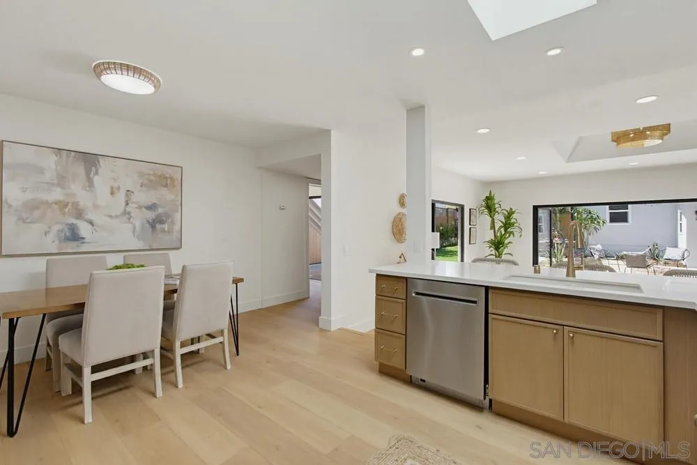 https://cdn.realtyfeed.com/cdn/127/260014077/1ffec0fc230fbdfd64faac7cf474088e.webp