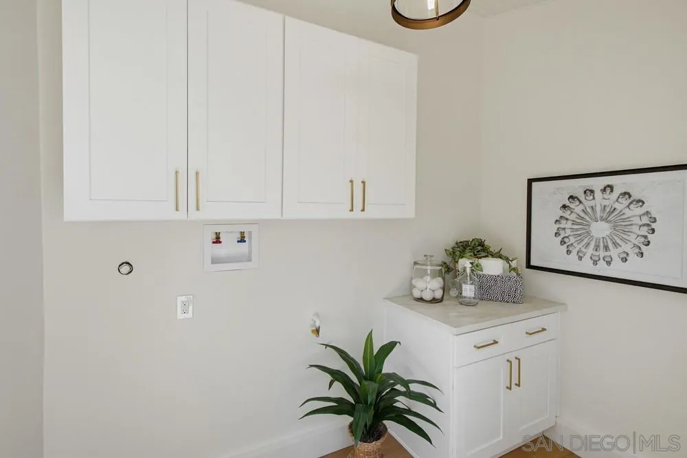 https://cdn.realtyfeed.com/cdn/127/260014077/39ac0ad729c93c8e45b71b133c8f1bdd.webp