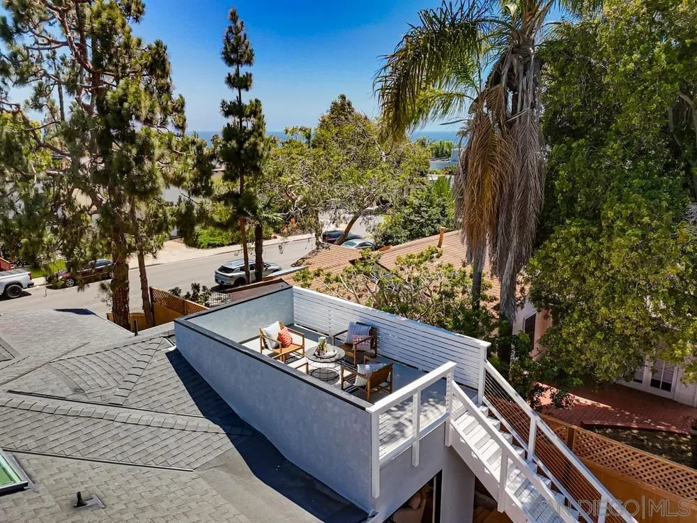 https://cdn.realtyfeed.com/cdn/127/260014077/5c4b5eab046b89bf3a135bf076b4e89e.webp
