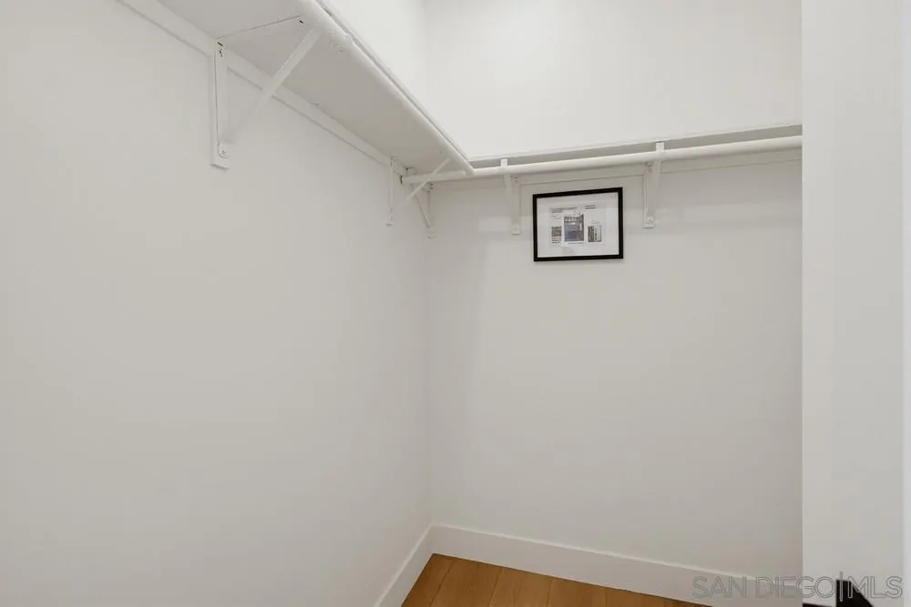 https://cdn.realtyfeed.com/cdn/127/260014077/e69c3e3b444556363241562ce3718647.webp