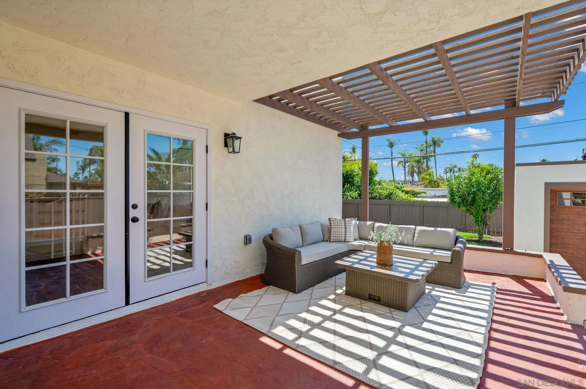 https://cdn.realtyfeed.com/cdn/127/260014080/09c7f243d35674db84a8886648685551.webp