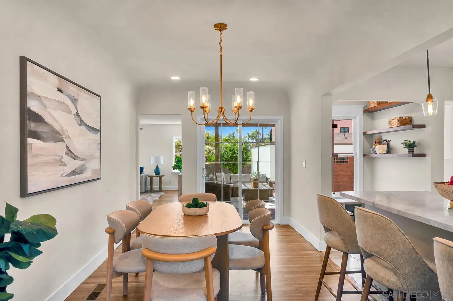 https://cdn.realtyfeed.com/cdn/127/260014080/5396f8e6da2aa60fc7b596291eb7b768.webp