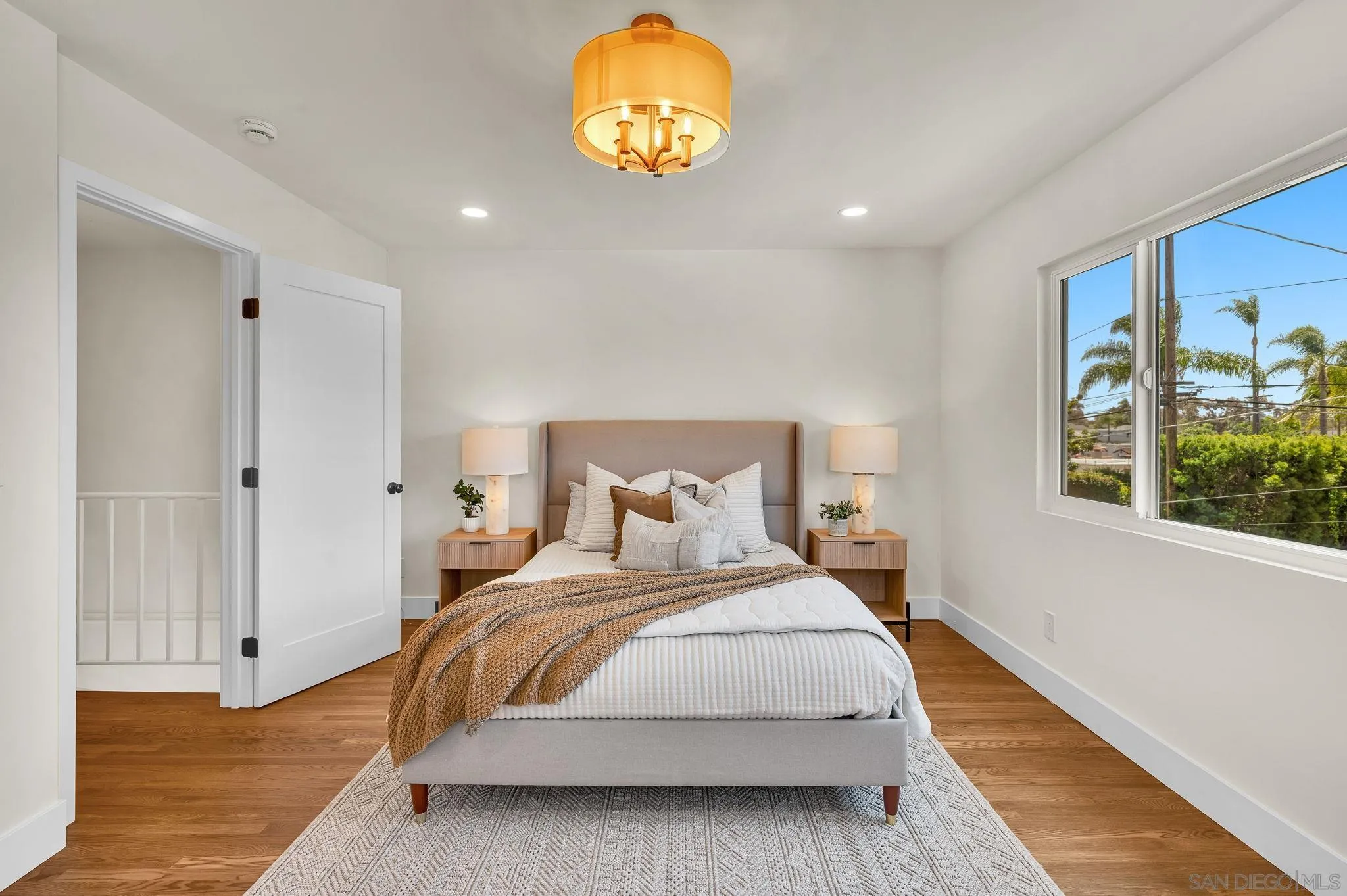 https://cdn.realtyfeed.com/cdn/127/260014080/5ae6422bada85e040fa19233ce709815.webp