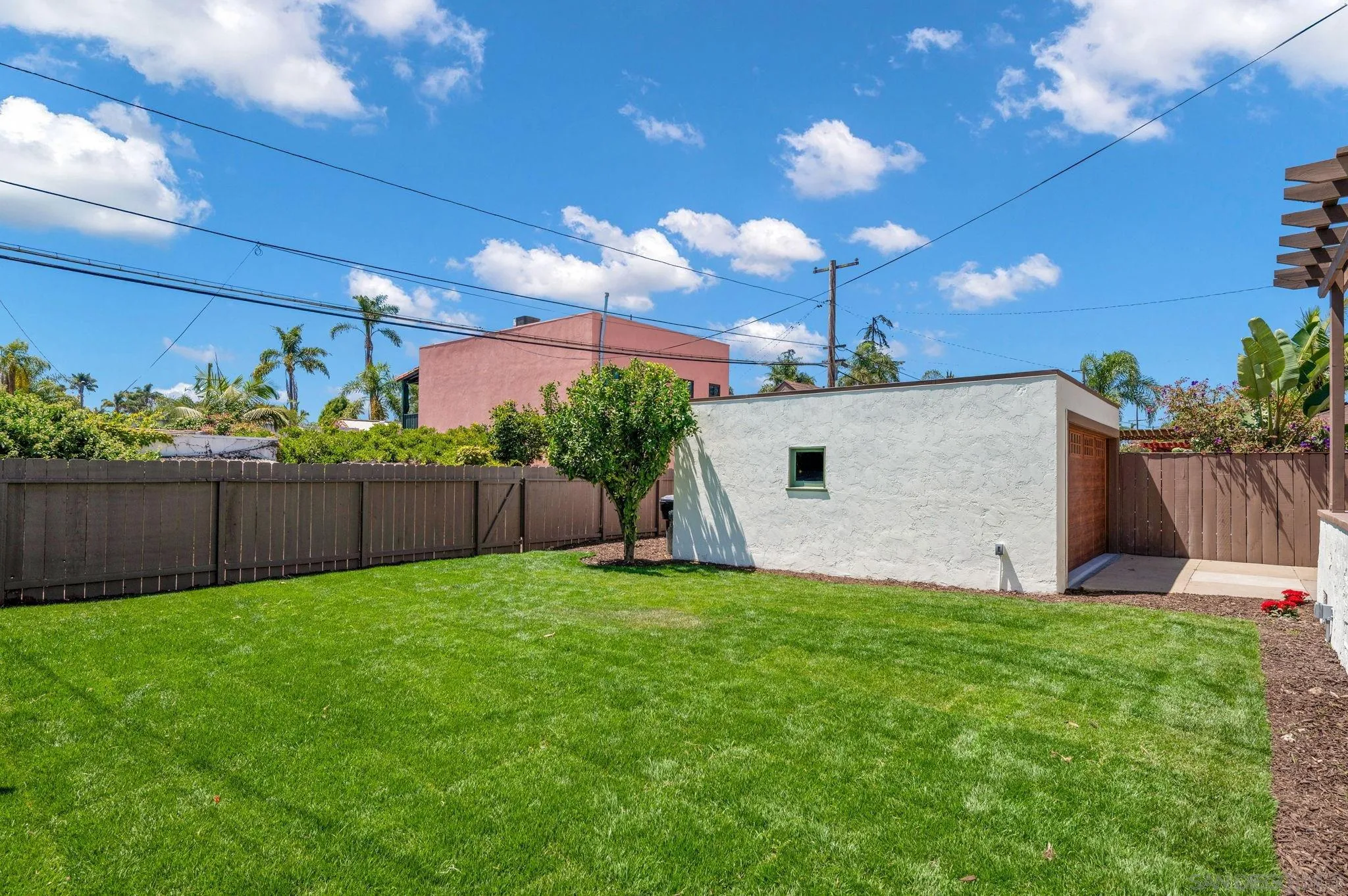 https://cdn.realtyfeed.com/cdn/127/260014080/9468c793bf78a615cd1f0263c97e0dff.webp