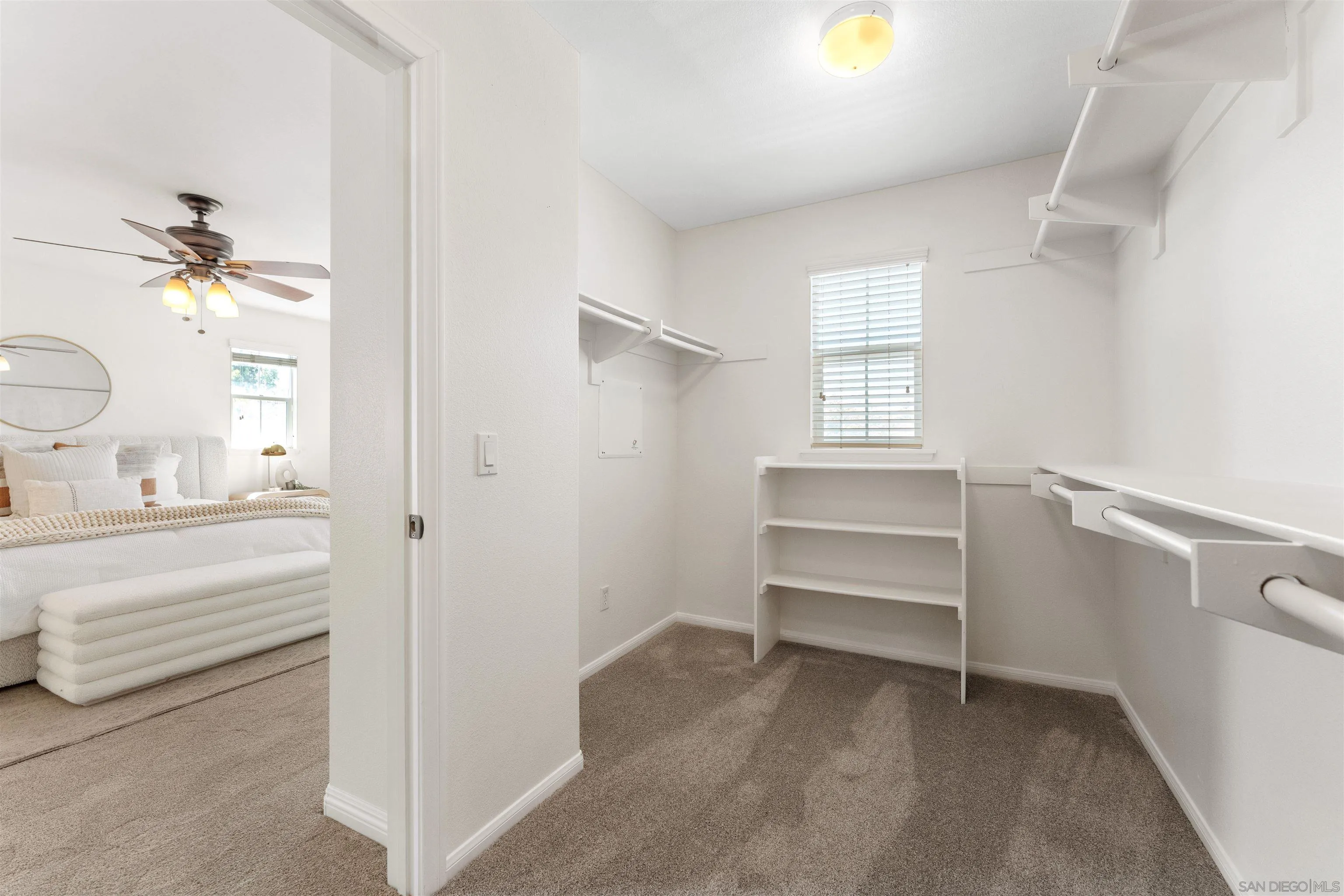 https://cdn.realtyfeed.com/cdn/127/260014082/0917035bae630201794a1de3a4c182f3.webp