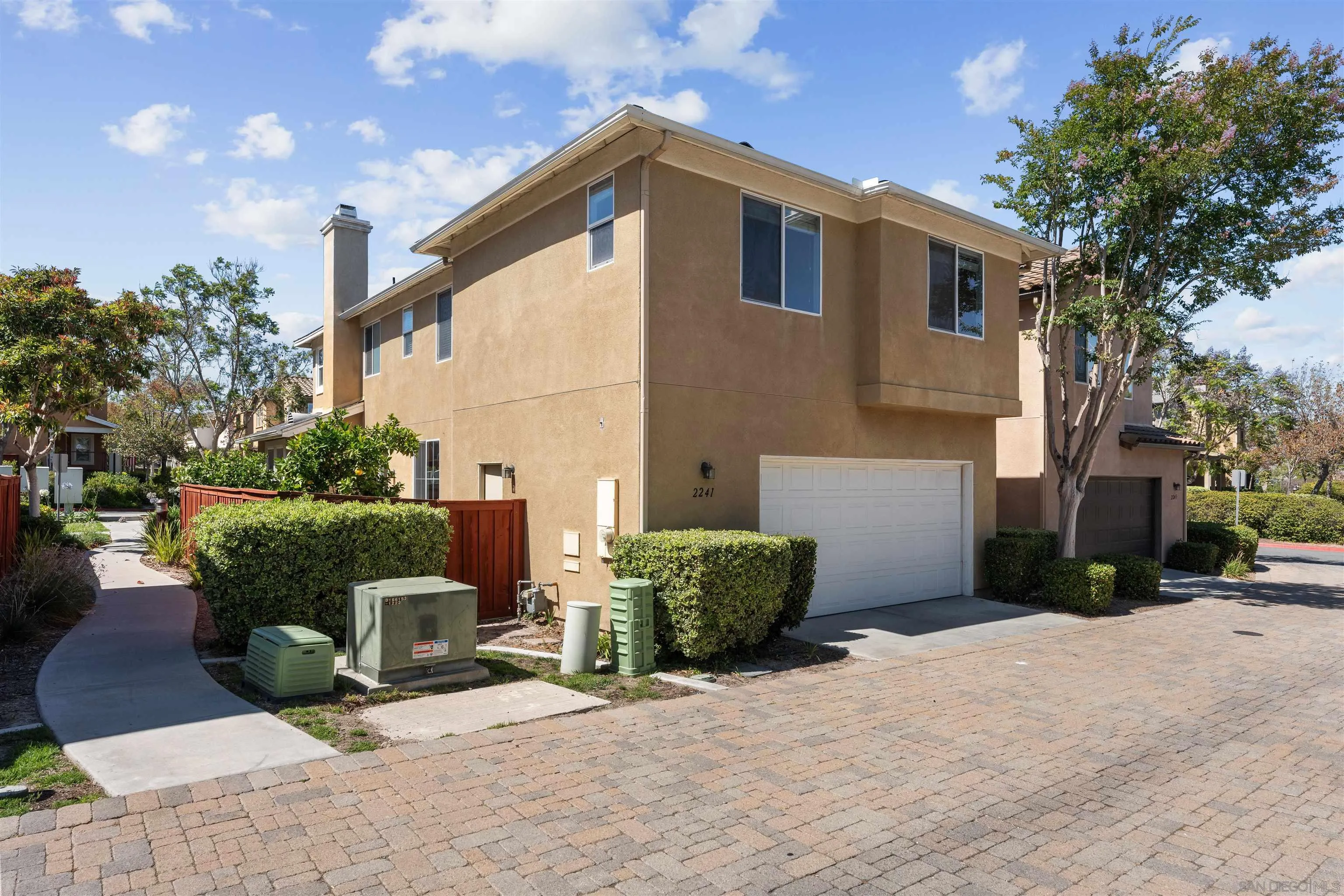 https://cdn.realtyfeed.com/cdn/127/260014082/15219bb2f7832ec73715ba906f4810cb.webp