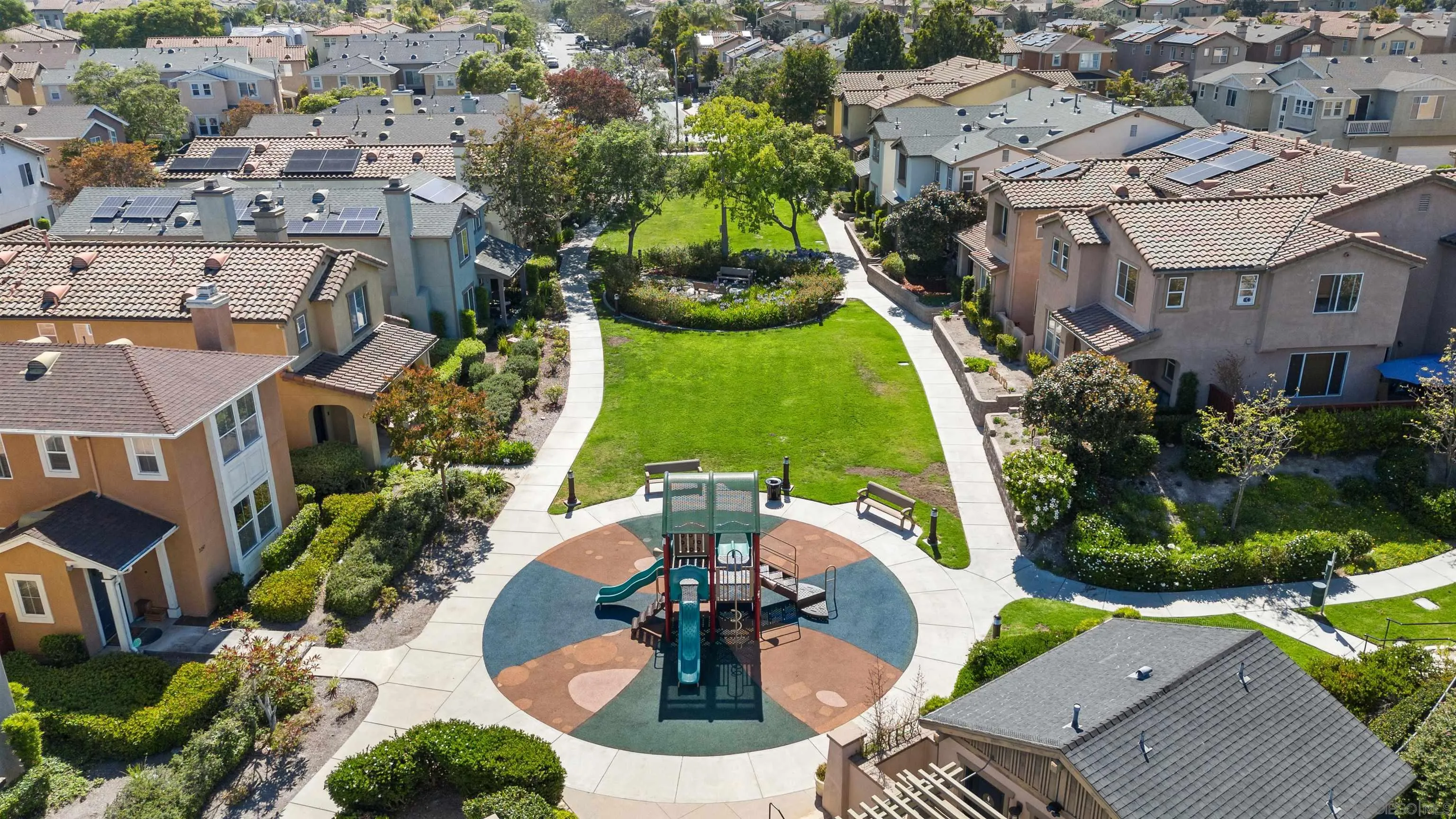 https://cdn.realtyfeed.com/cdn/127/260014082/5e5b08021eb45f524f0d0cbace7a379b.webp