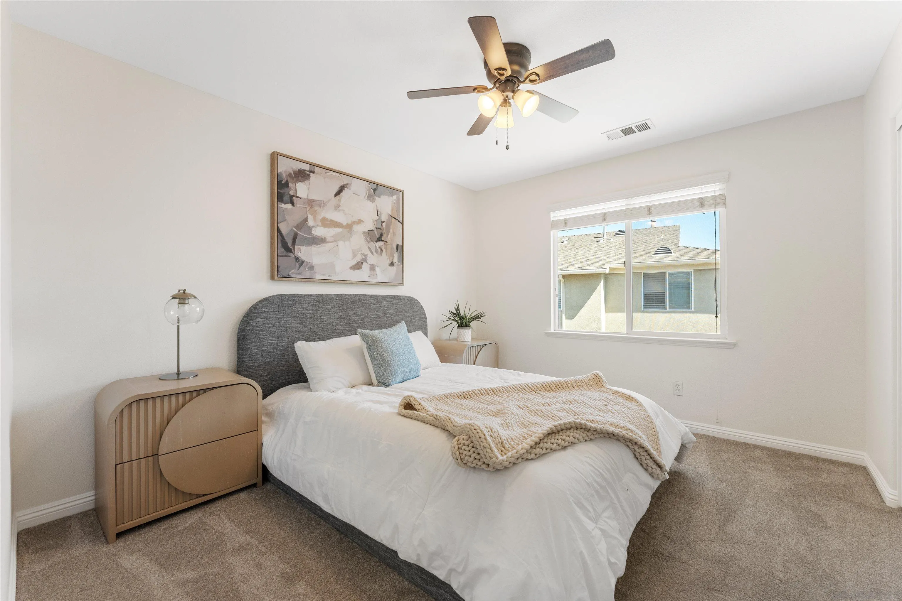 https://cdn.realtyfeed.com/cdn/127/260014082/b7c447fee8a8b656230615ba81b77928.webp