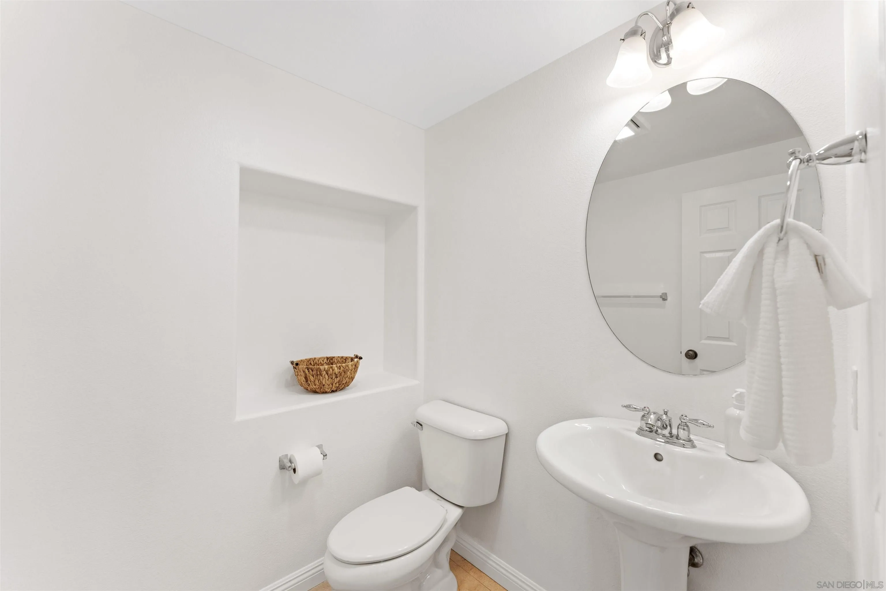 https://cdn.realtyfeed.com/cdn/127/260014082/d1aa0254be7e5bb37ba7e0f8fc92ce5b.webp
