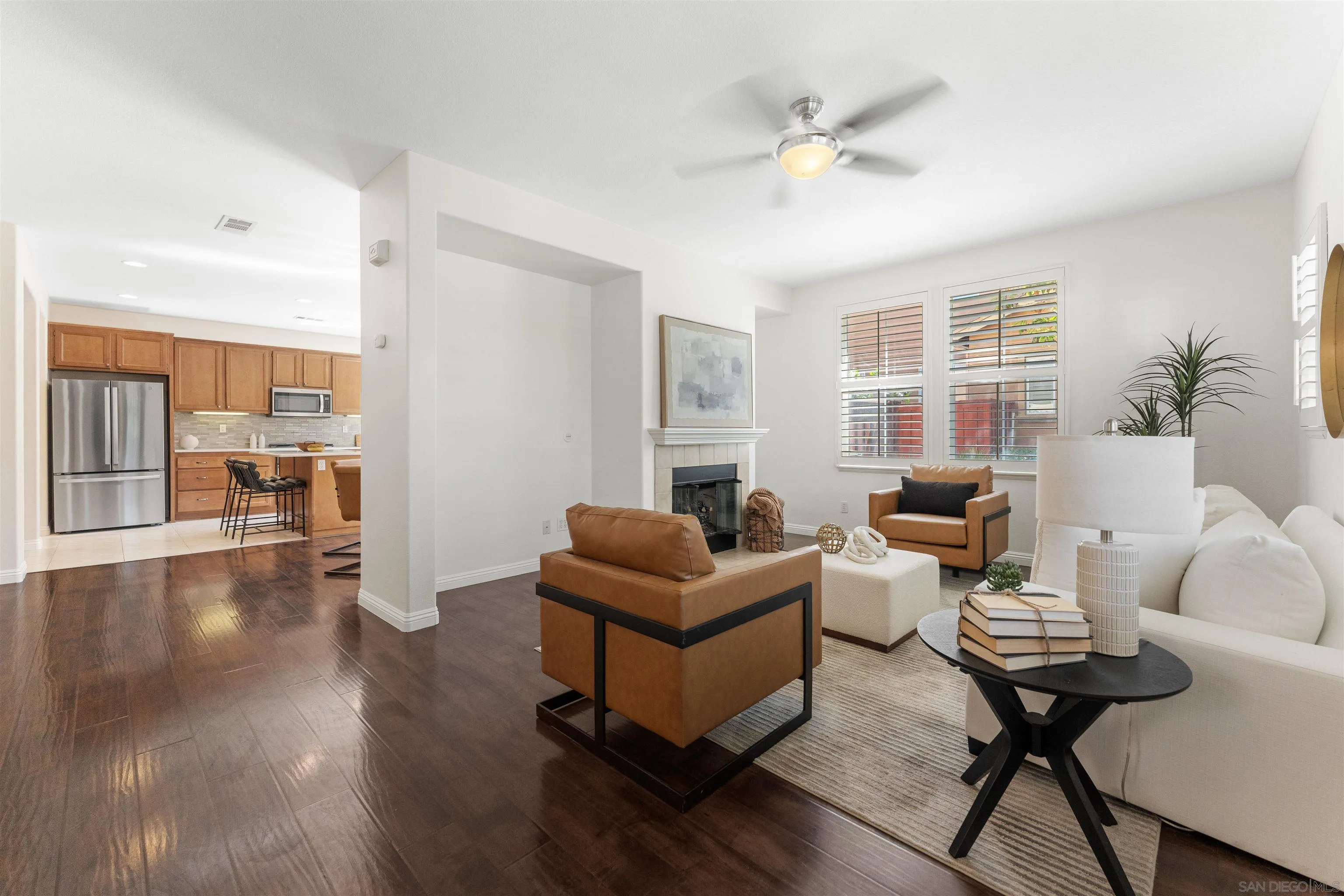 https://cdn.realtyfeed.com/cdn/127/260014082/f49ea3d70c64849cecc91ab1635b6a72.webp