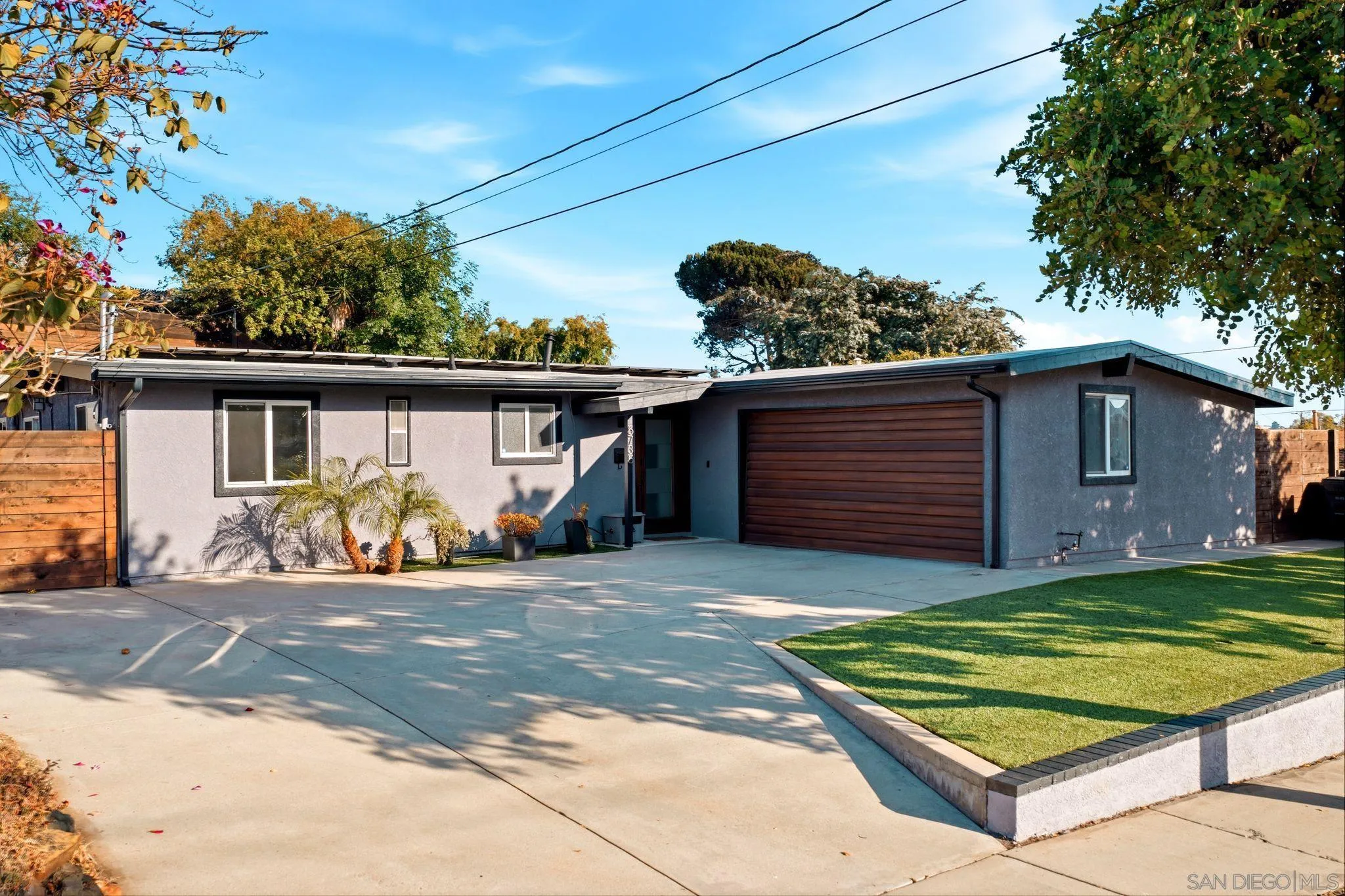 https://cdn.realtyfeed.com/cdn/127/260014083/1410d314afda1547b1dd6395808b8de9.webp