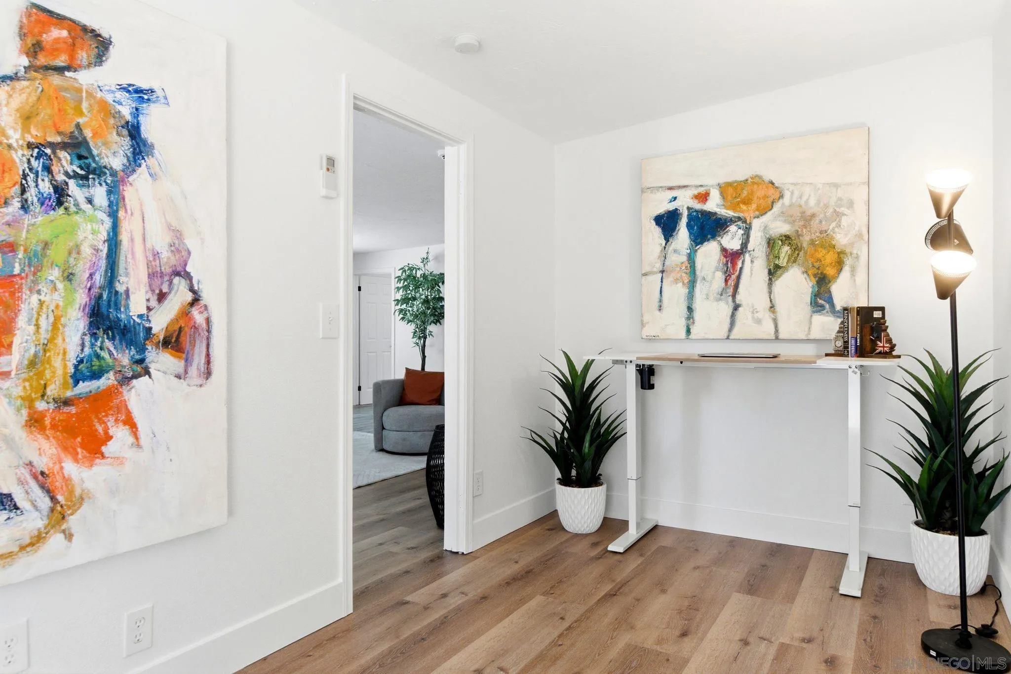 https://cdn.realtyfeed.com/cdn/127/260014083/9fdf2116c229e558753e916825531a78.webp