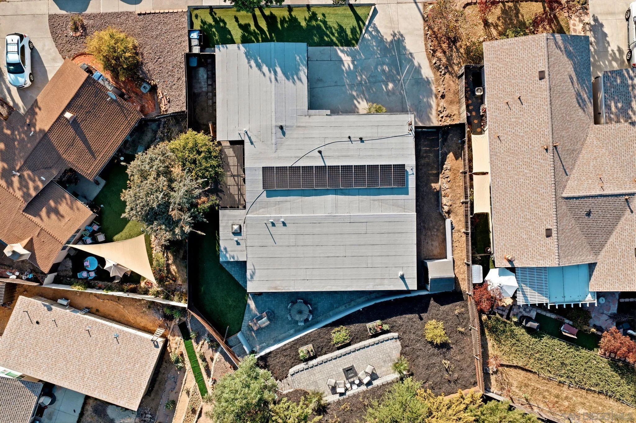 https://cdn.realtyfeed.com/cdn/127/260014083/ea625eec713c6146d67d0318beda7dce.webp