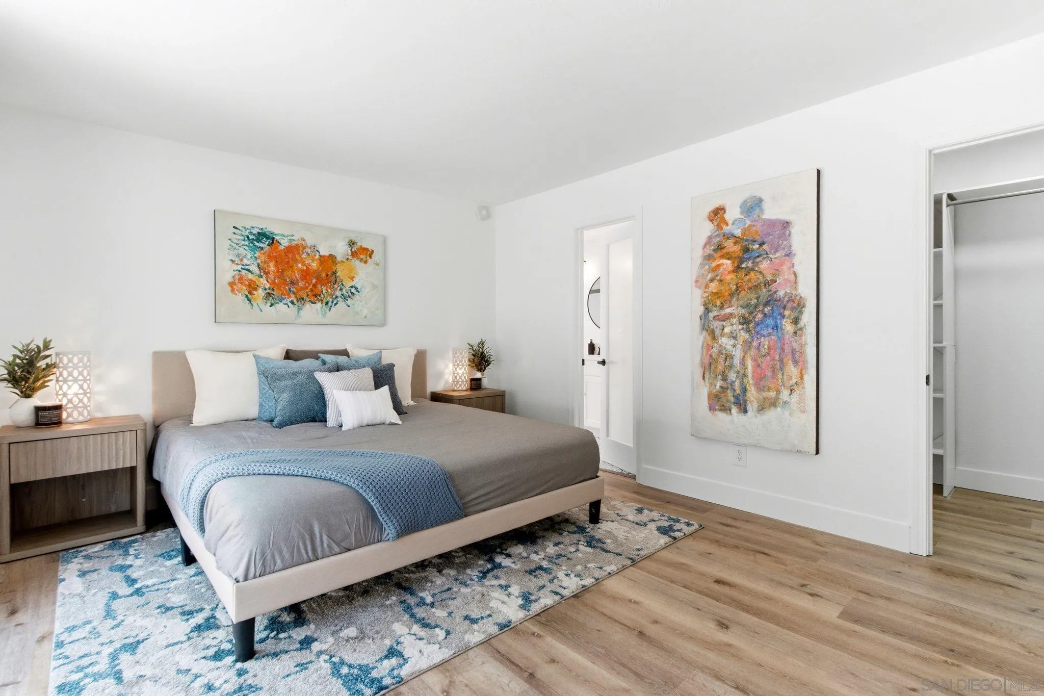 https://cdn.realtyfeed.com/cdn/127/260014083/f41477f2828370245aa786b1927f3a6d.webp
