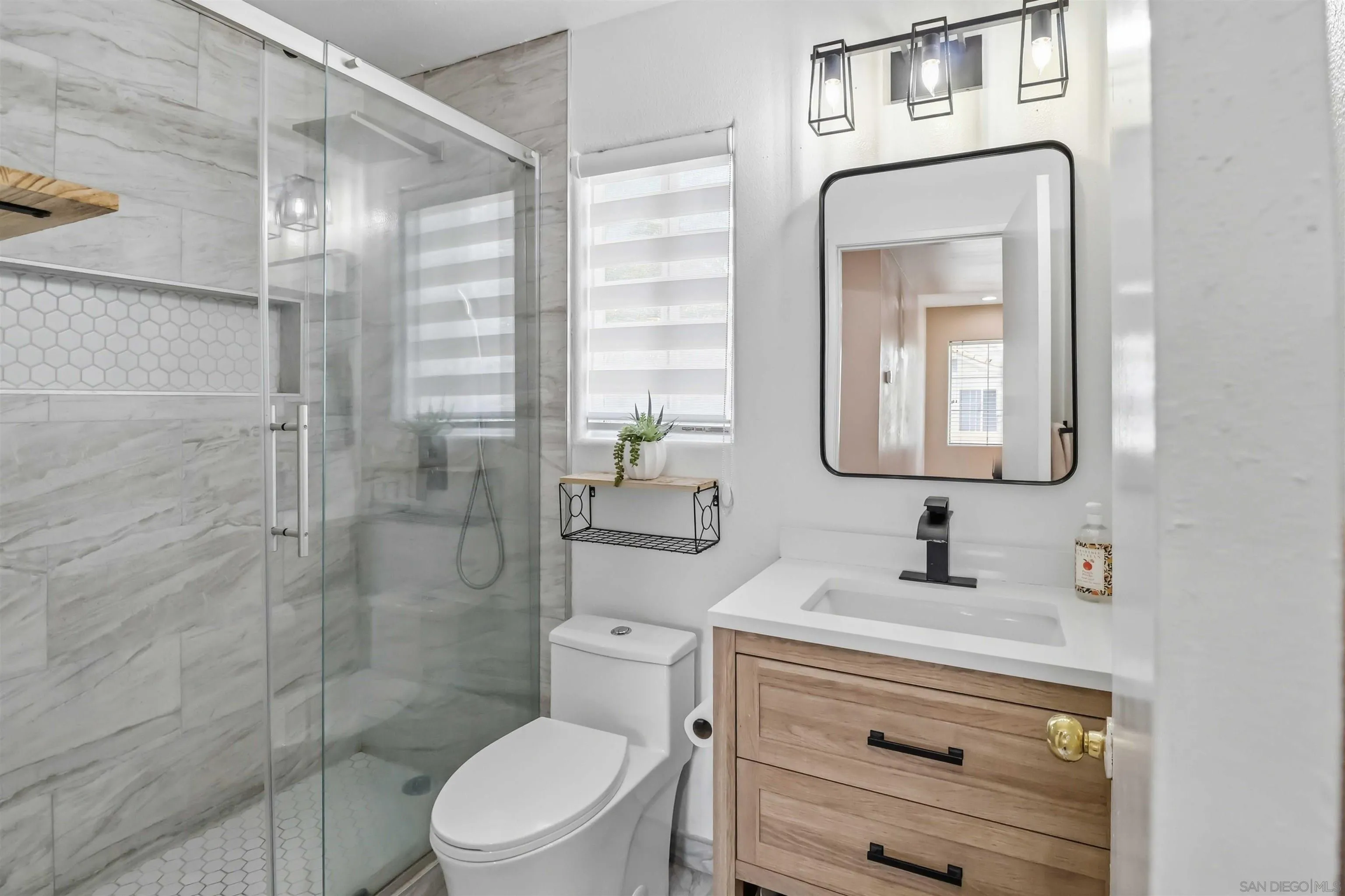 https://cdn.realtyfeed.com/cdn/127/260014085/24800b2bb92b6623624d2a7b2bbb3464.webp