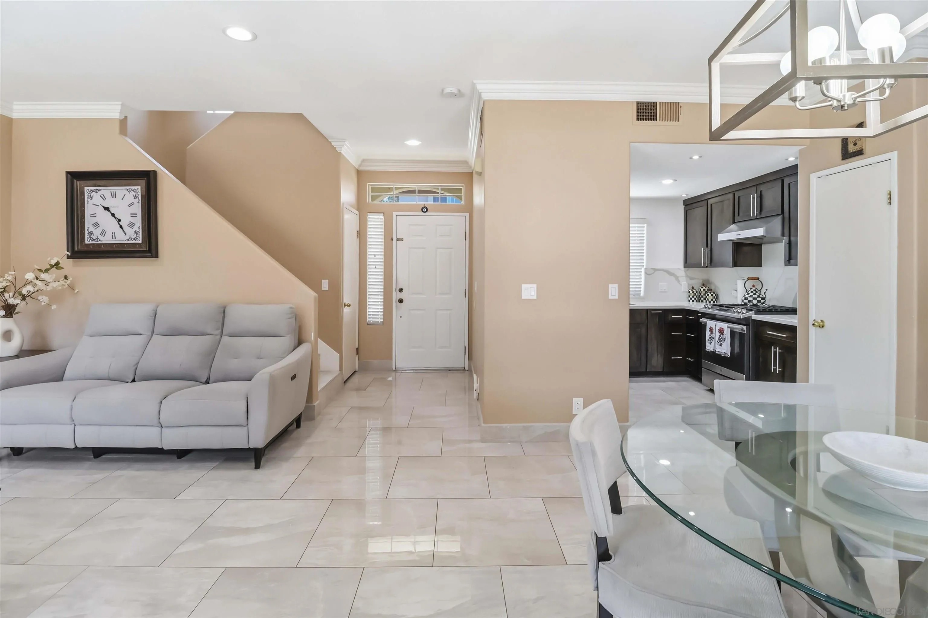 https://cdn.realtyfeed.com/cdn/127/260014085/434884af6a593b77a32198dccdac83c1.webp