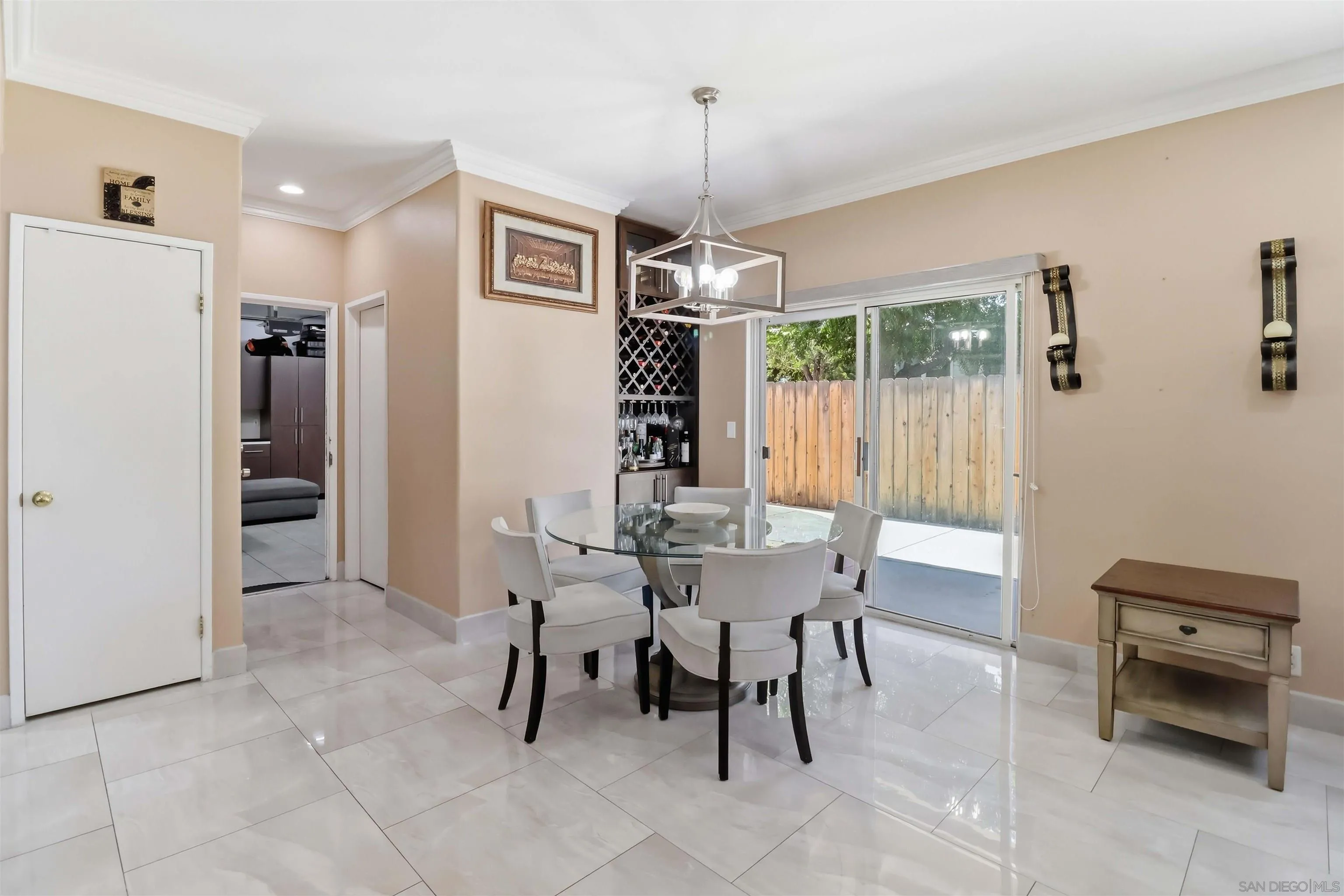 https://cdn.realtyfeed.com/cdn/127/260014085/48d43b9aed0e6ab217cc1a8de9524971.webp