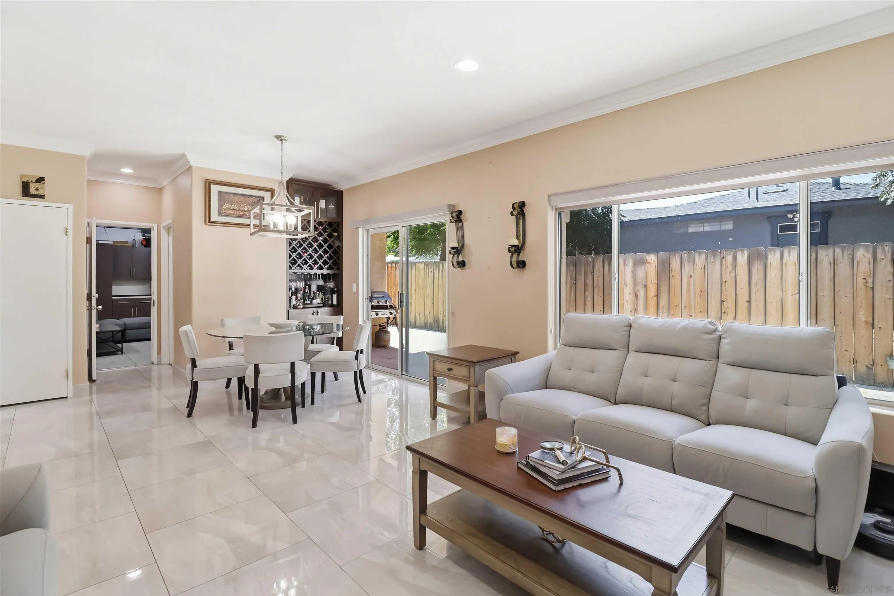 https://cdn.realtyfeed.com/cdn/127/260014085/55df110dadde737a0778419a3ddcf8e4.webp