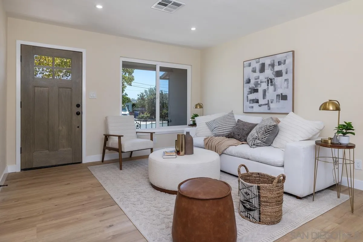 https://cdn.realtyfeed.com/cdn/127/260014087/4628028376612c02a406a77e68eeed08.webp