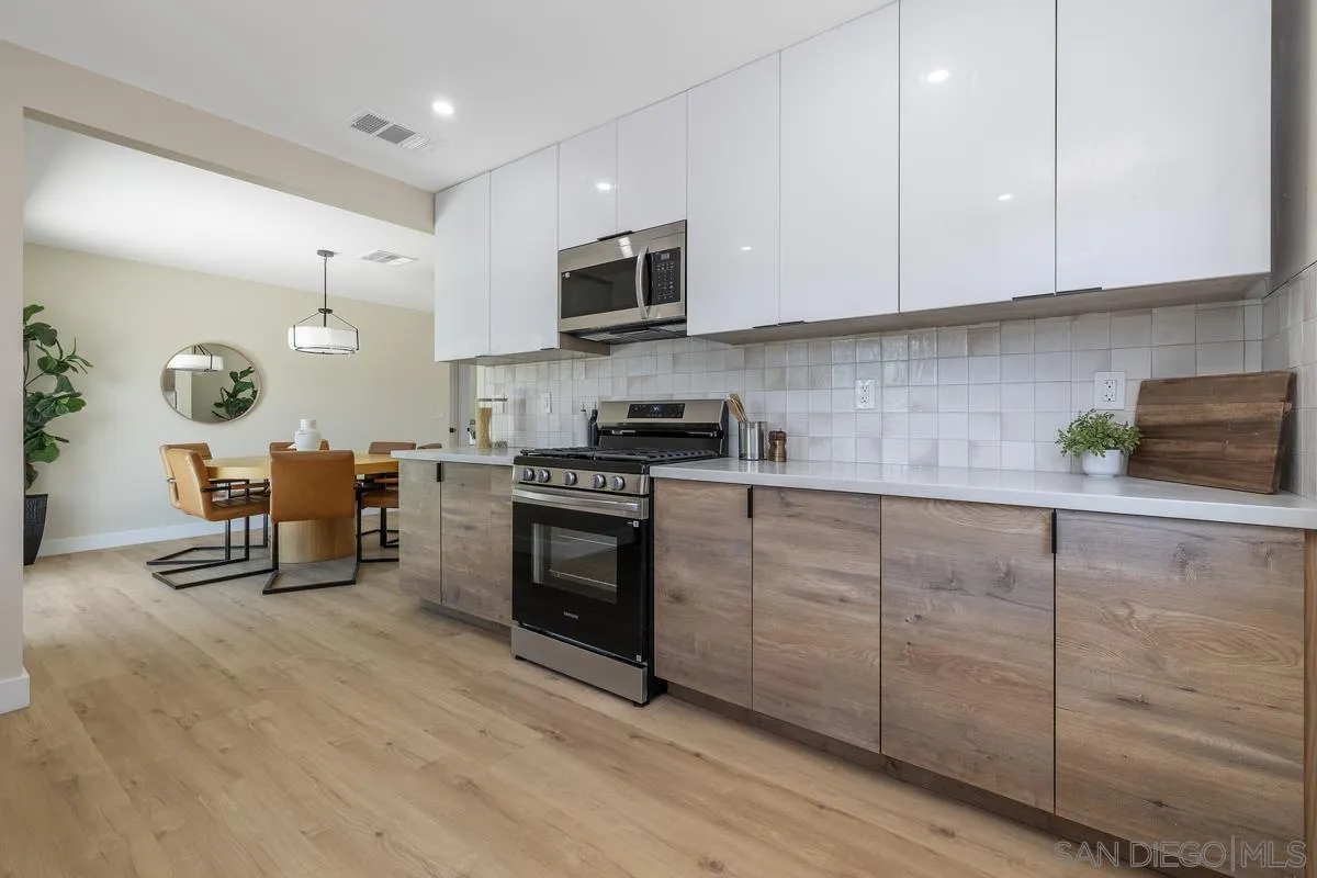 https://cdn.realtyfeed.com/cdn/127/260014087/853d18d53c643918abc26593fa19f07e.webp