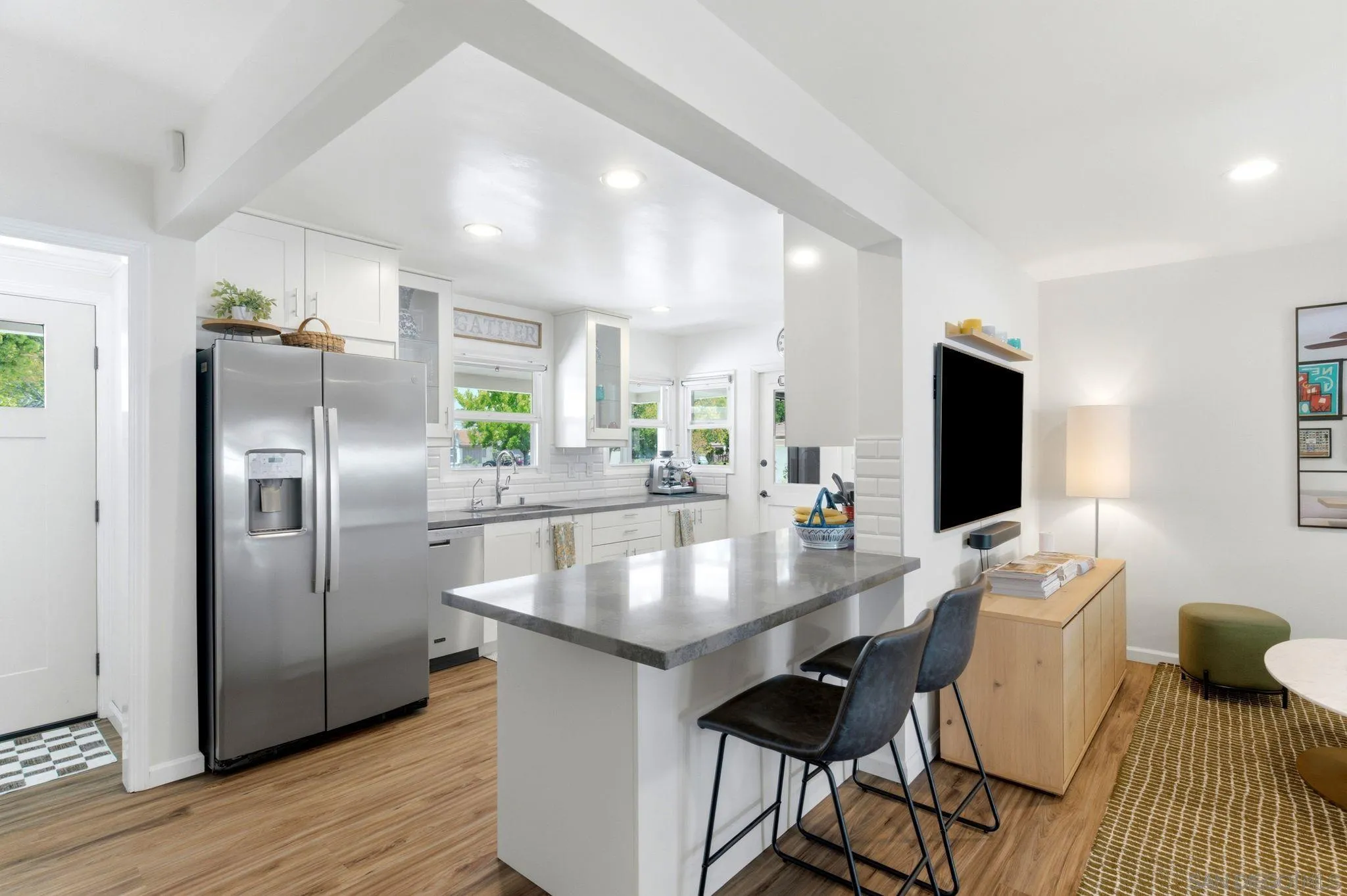 https://cdn.realtyfeed.com/cdn/127/260014088/2a88165b096d3718d3727b905b6a2c12.webp