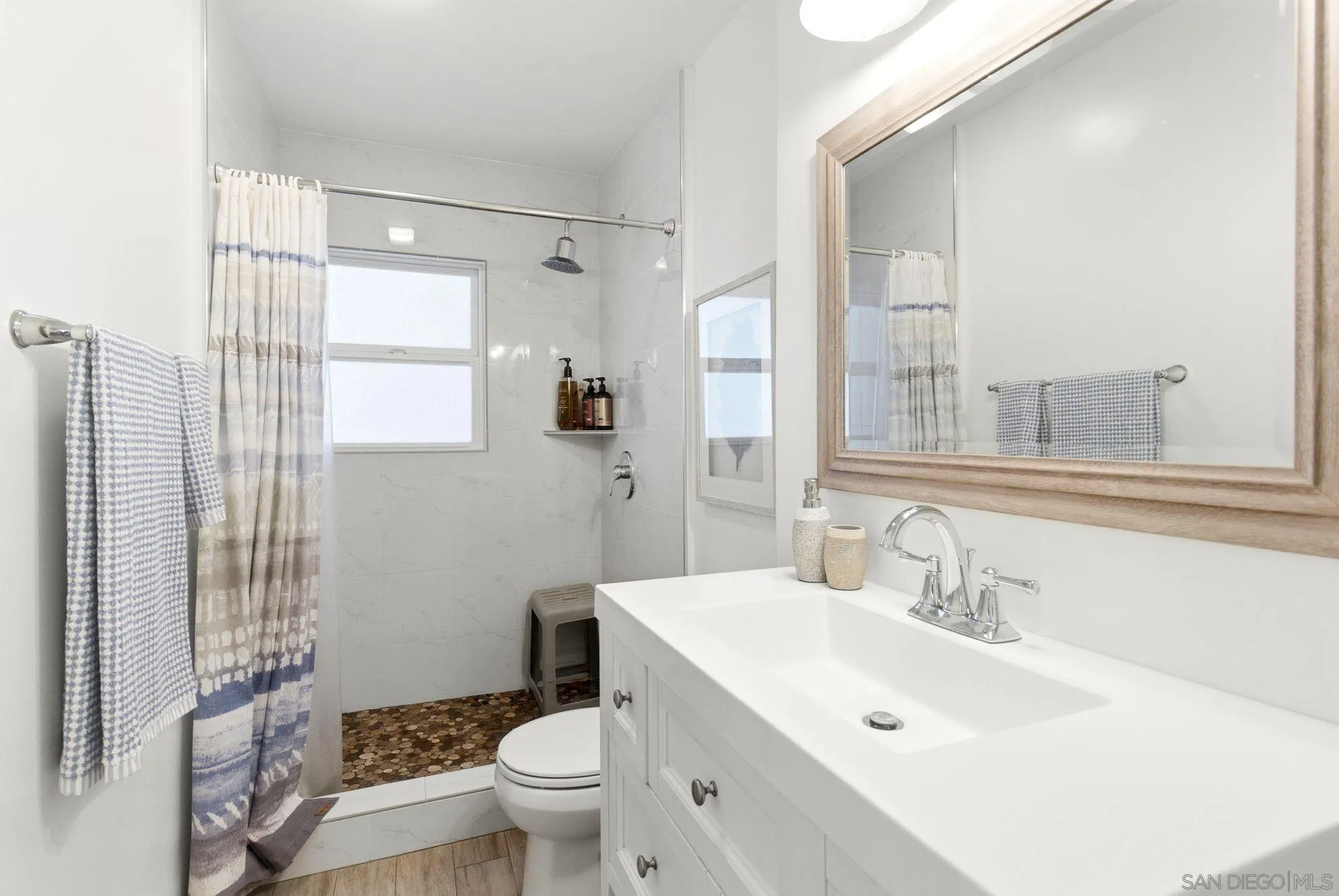 https://cdn.realtyfeed.com/cdn/127/260014088/be3f7adc1b39fadaf6fbe80a431417c9.webp