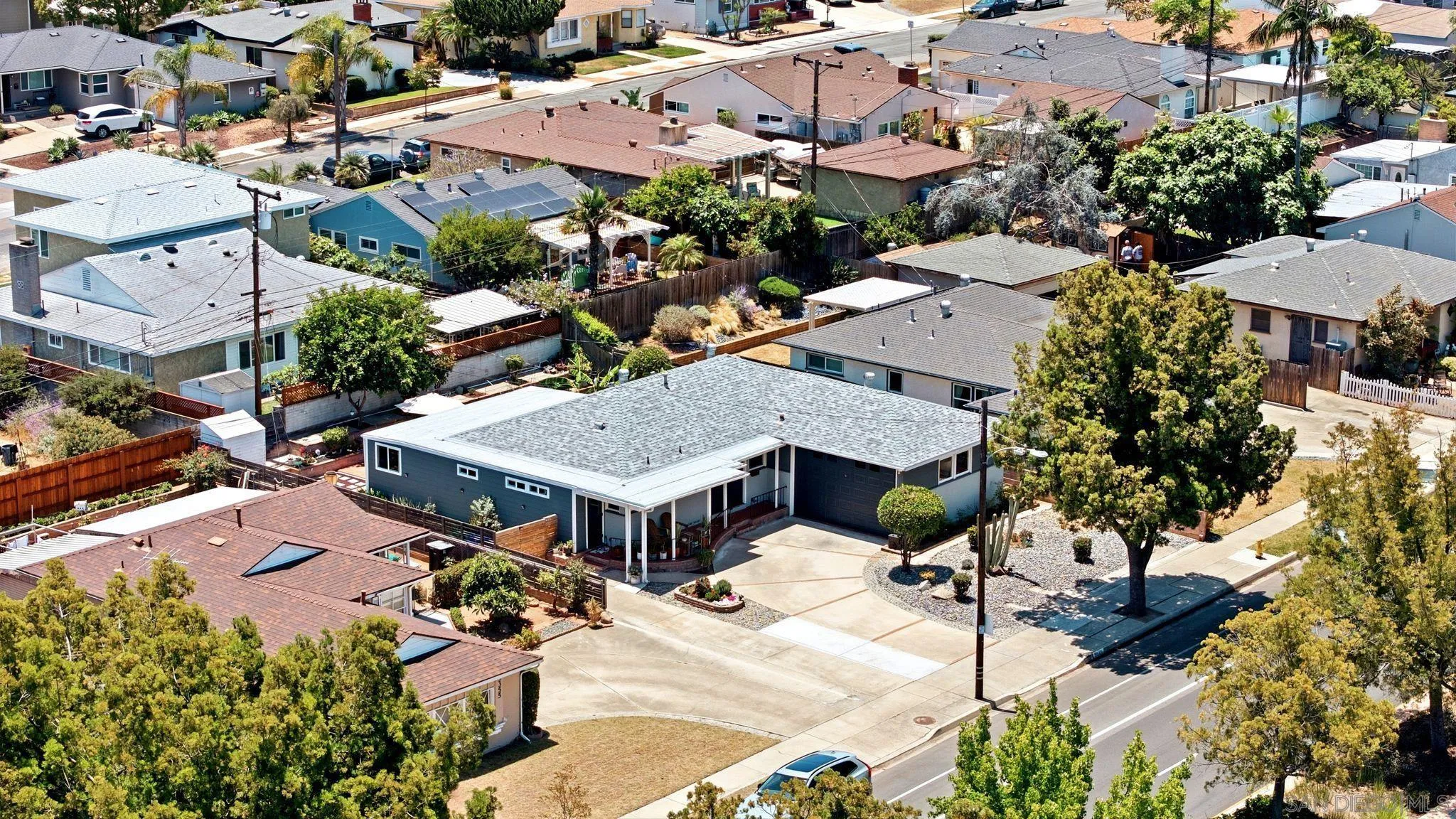 https://cdn.realtyfeed.com/cdn/127/260014088/eb3af25cd23ea0a4a839bc5a0b5ae350.webp