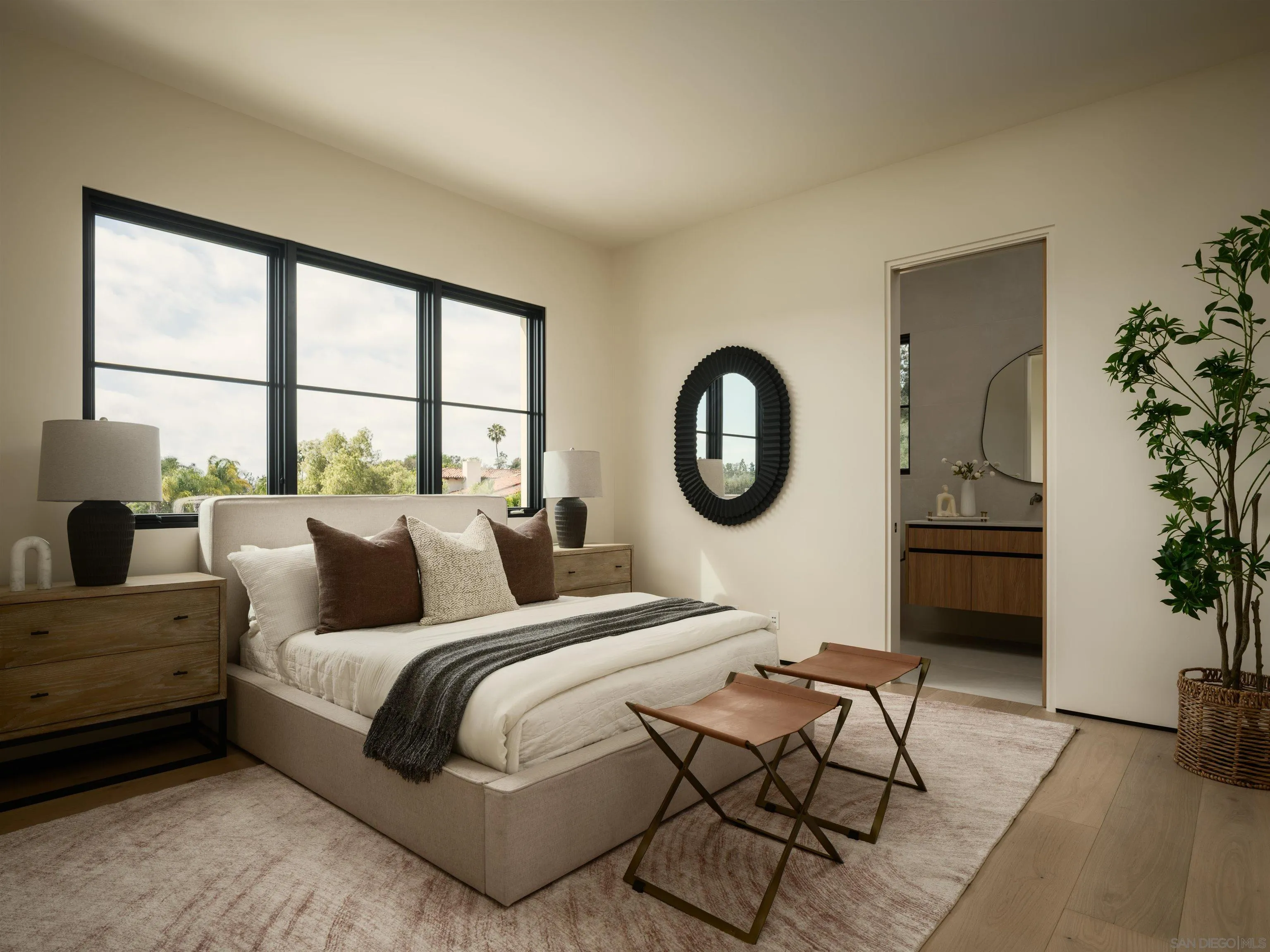 https://cdn.realtyfeed.com/cdn/127/260014089/947552305cbdb14a0301d946b960b2a1.webp