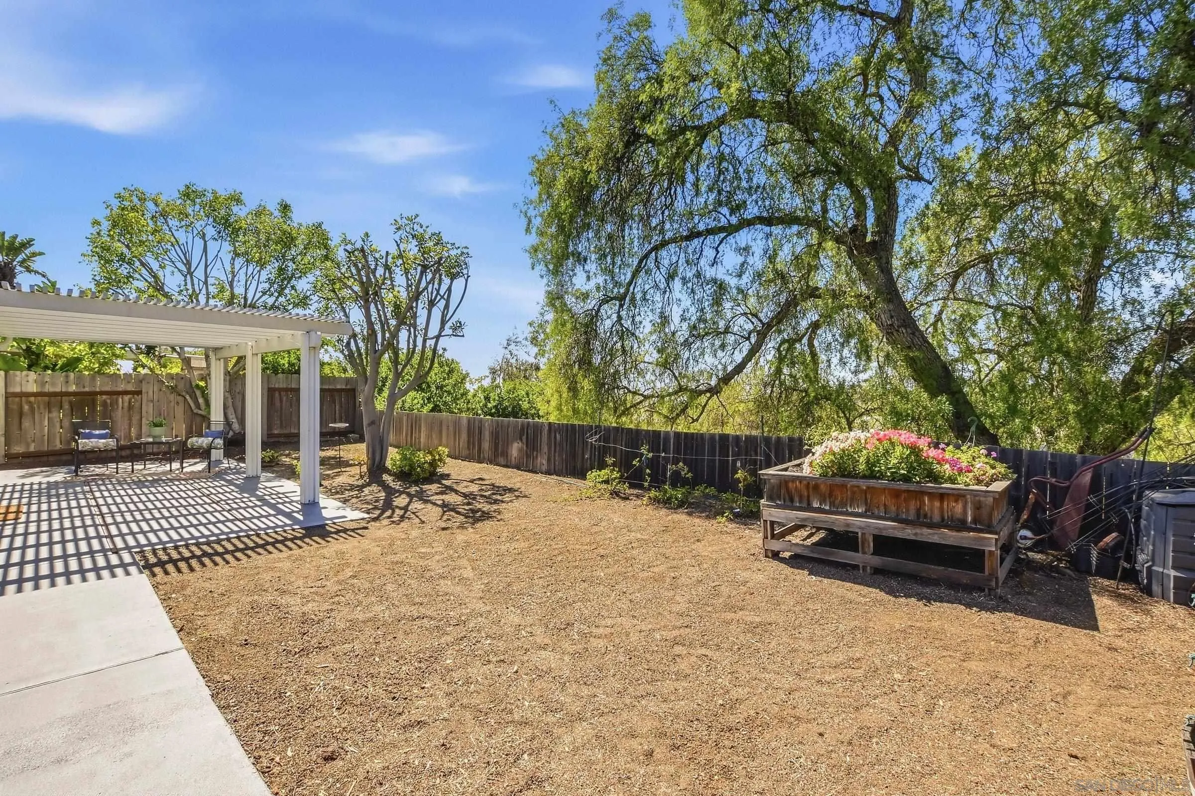 https://cdn.realtyfeed.com/cdn/127/260014090/08047d9d95ea1d0d7856e0ea0ba9a9ca.webp
