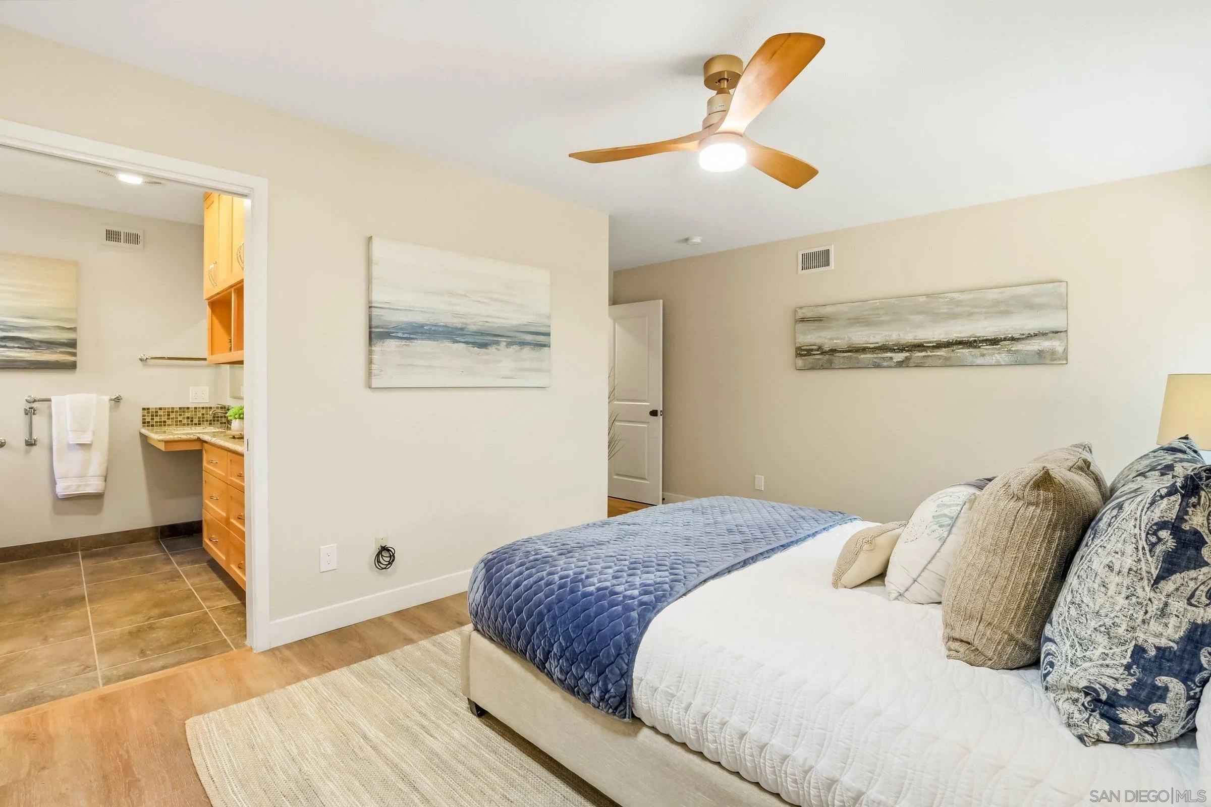 https://cdn.realtyfeed.com/cdn/127/260014090/46054826dc3fd83182e83ec24f0802df.webp