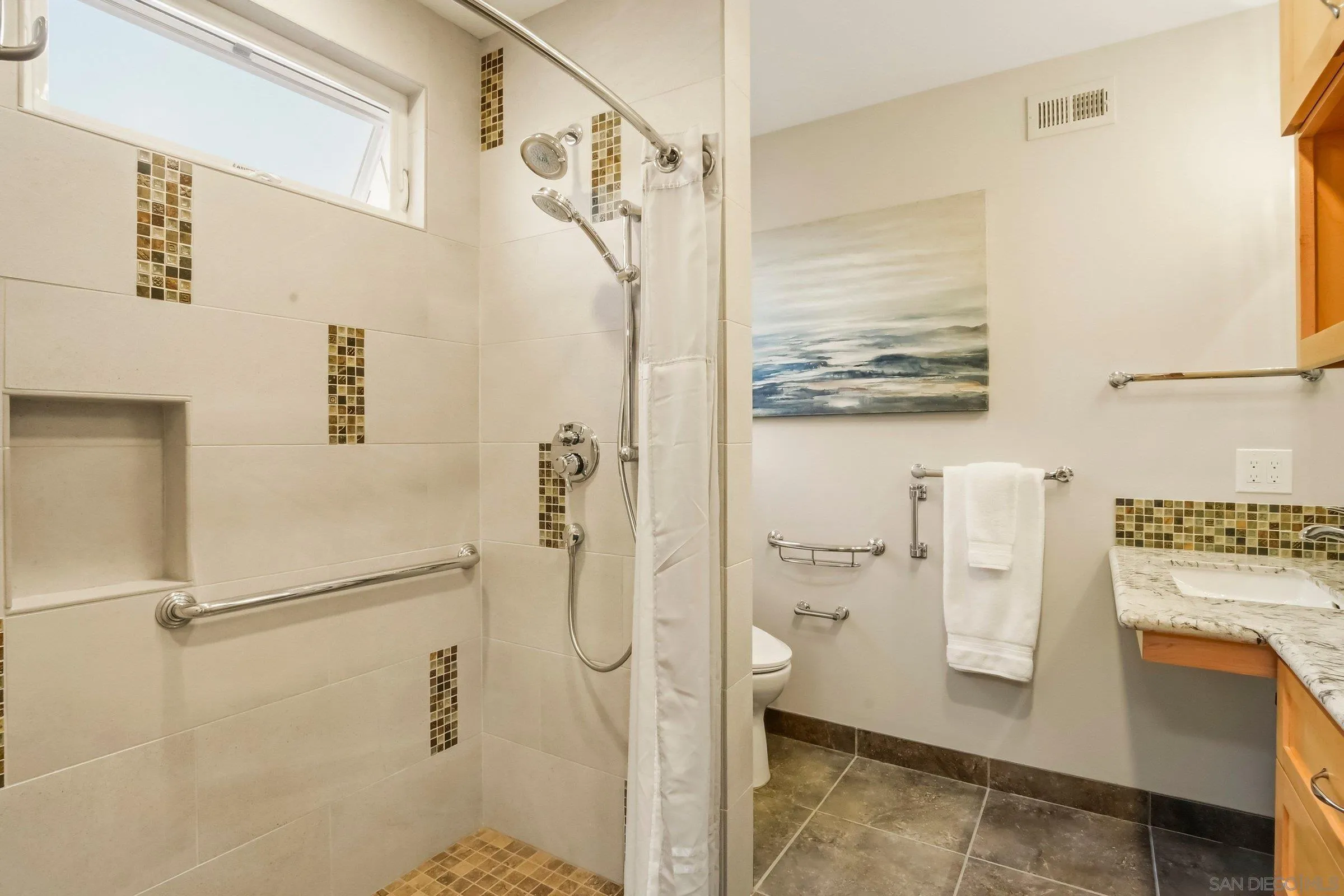 https://cdn.realtyfeed.com/cdn/127/260014090/5e47757dd4cecb2803e748d9d8fe01dd.webp
