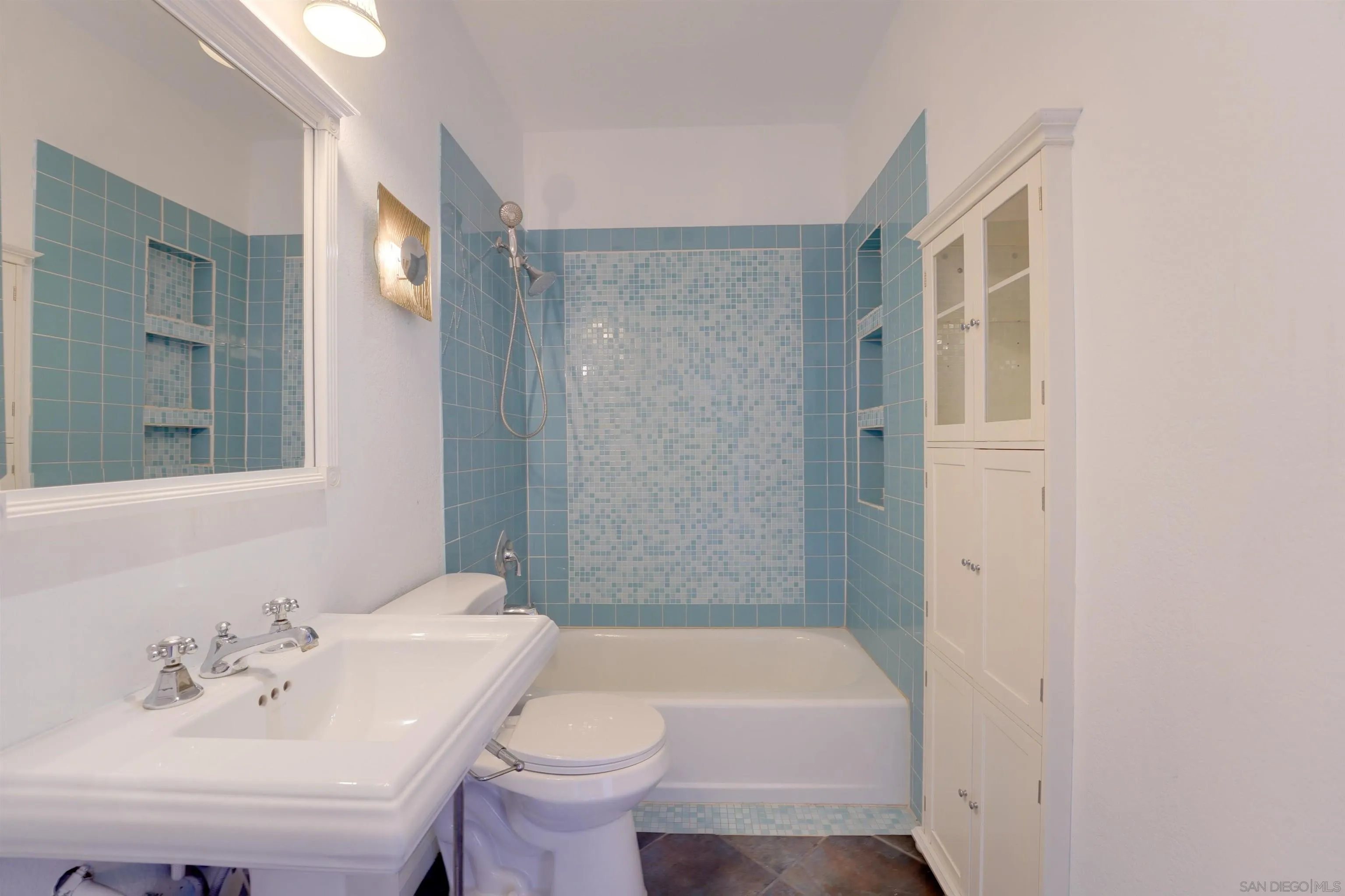 Photo #5: 260014097 Listing: Photo #5