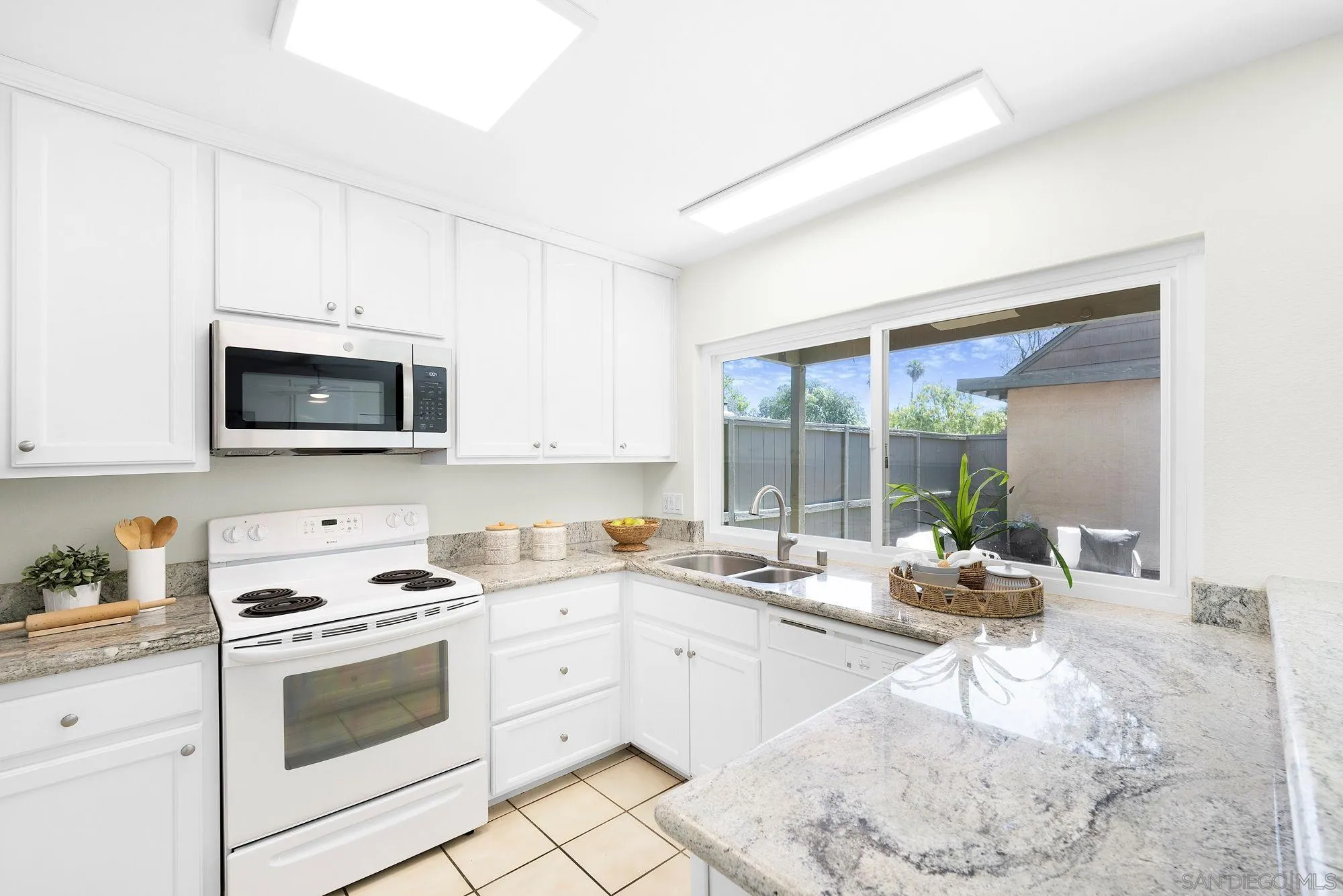 Photo #12: 260014101 Listing: Photo #12