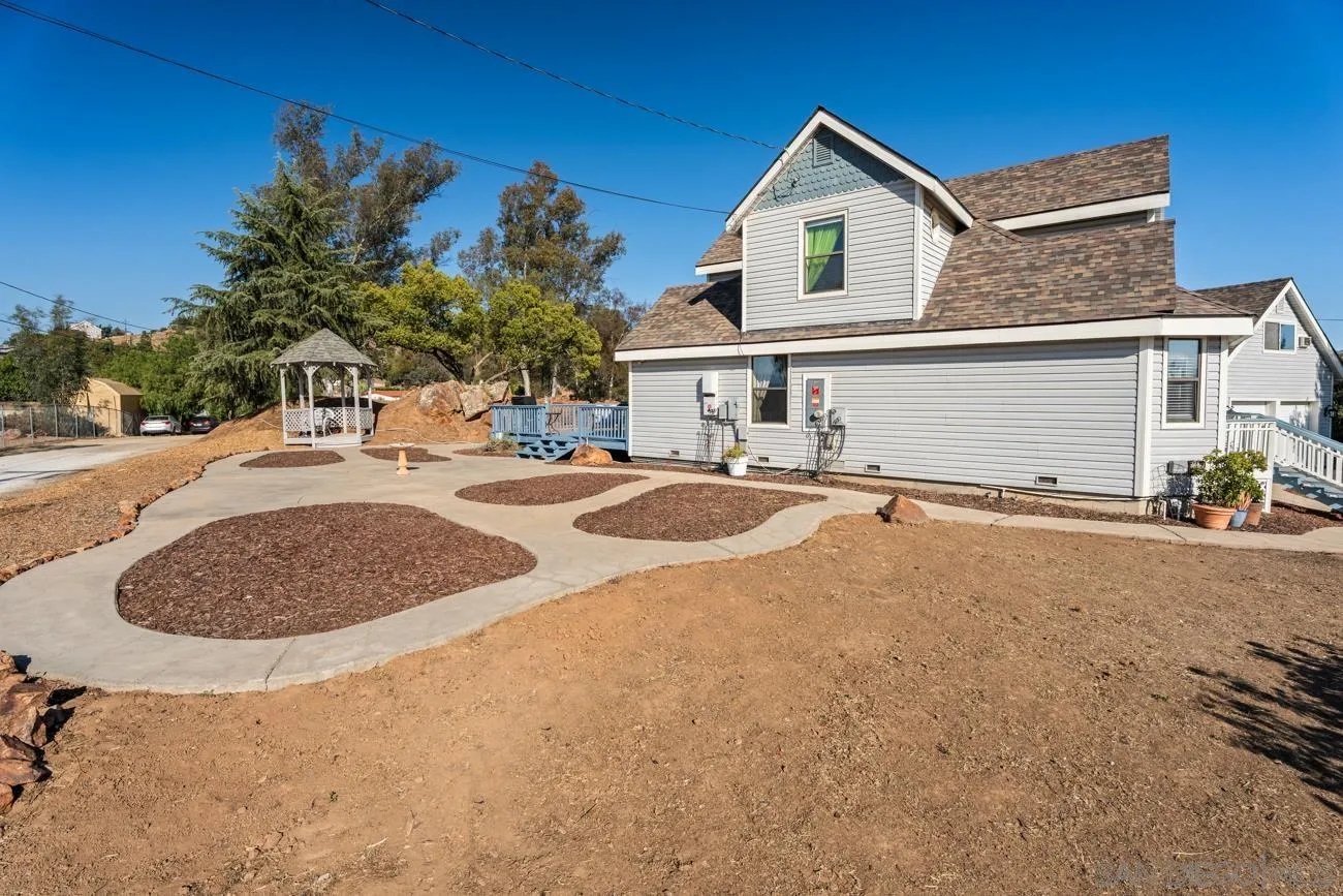 https://cdn.realtyfeed.com/cdn/127/260014102/01e568d7b10148ca9c011319d4176943.webp