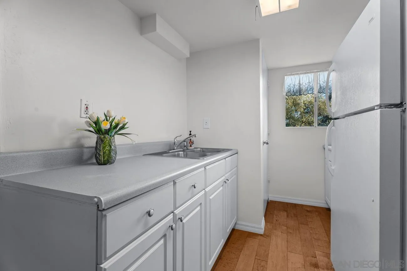 https://cdn.realtyfeed.com/cdn/127/260014102/6db4d16a6f5f456e308e9cc648a5f57e.webp