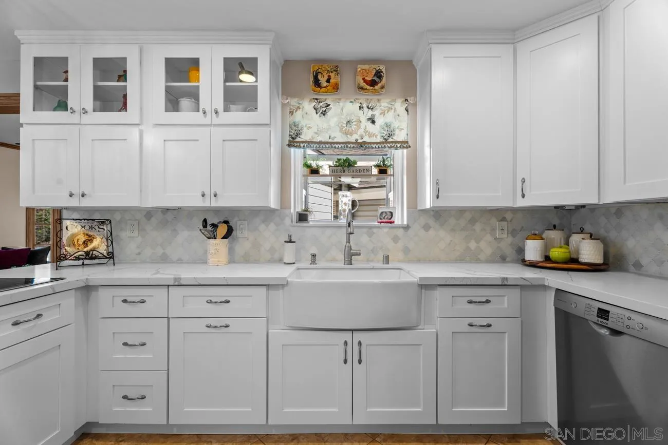 https://cdn.realtyfeed.com/cdn/127/260014102/6e6d80237eaea002dfa4a9777395f3f1.webp