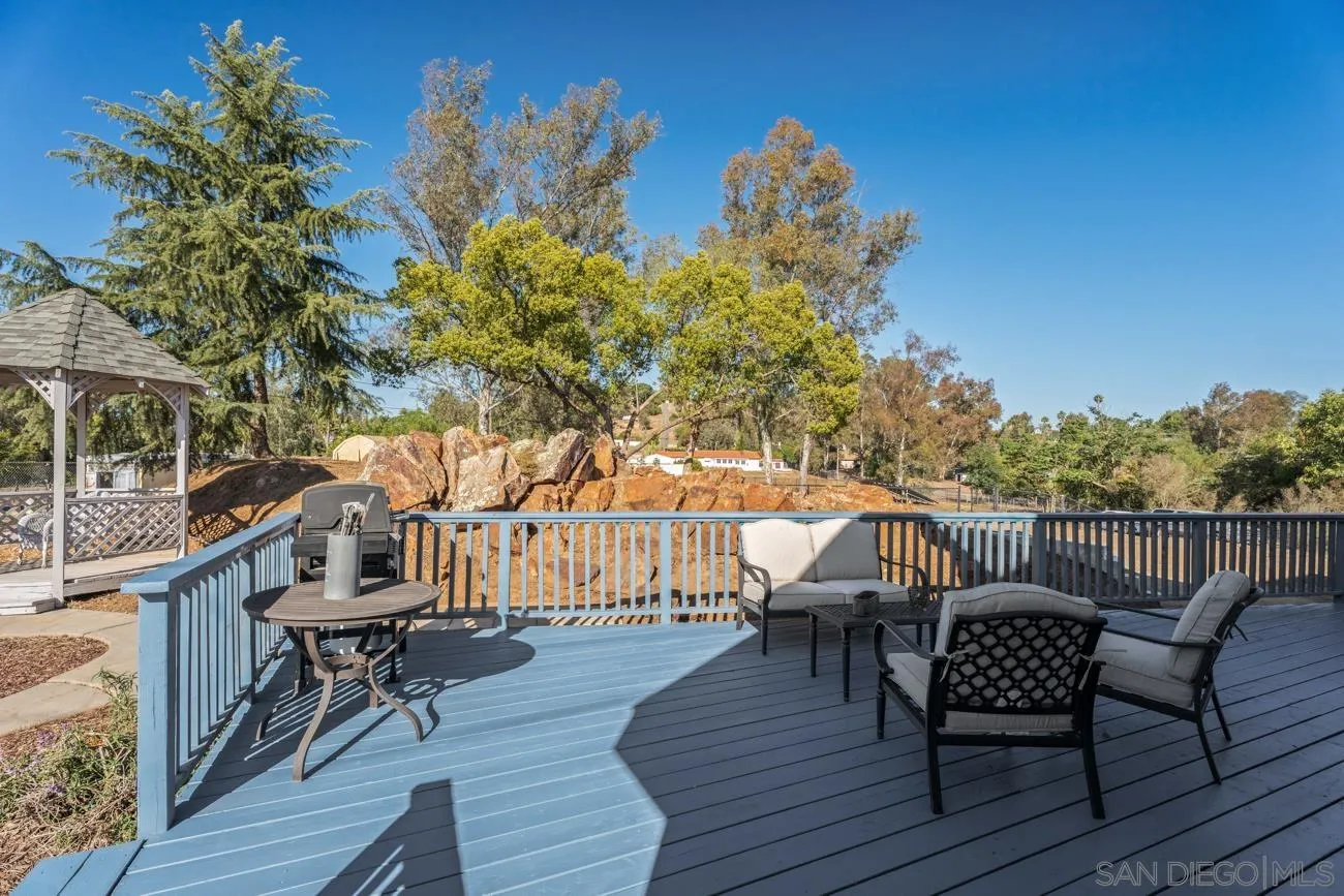 https://cdn.realtyfeed.com/cdn/127/260014102/95dd08e6fb128a6ca265436e5bbad4e8.webp