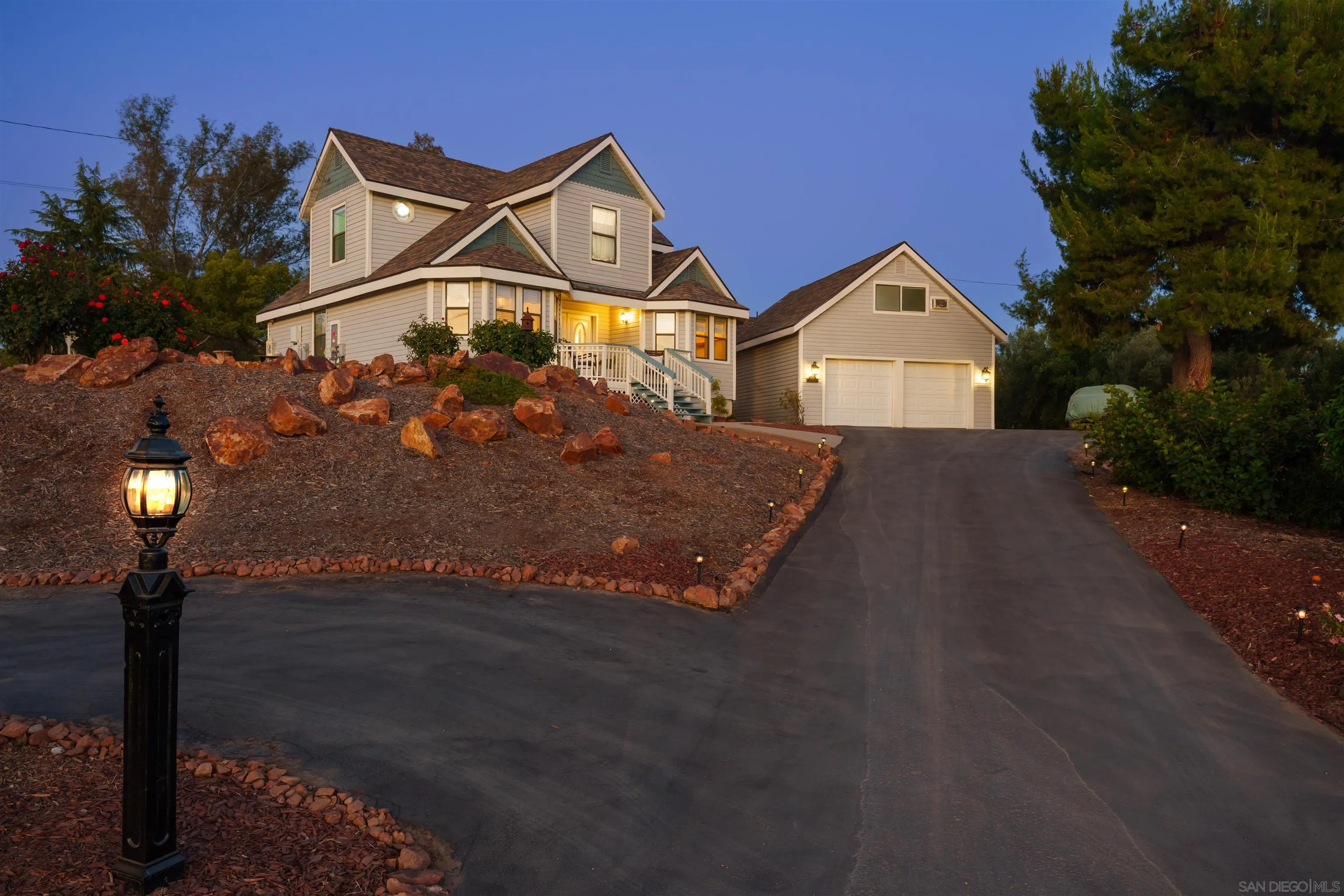 https://cdn.realtyfeed.com/cdn/127/260014102/ae646f0d60d808adfee8a4b178033f95.webp