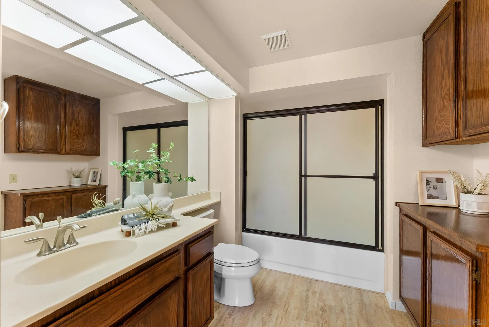 Photo #19: 260014103 Listing: Photo #19