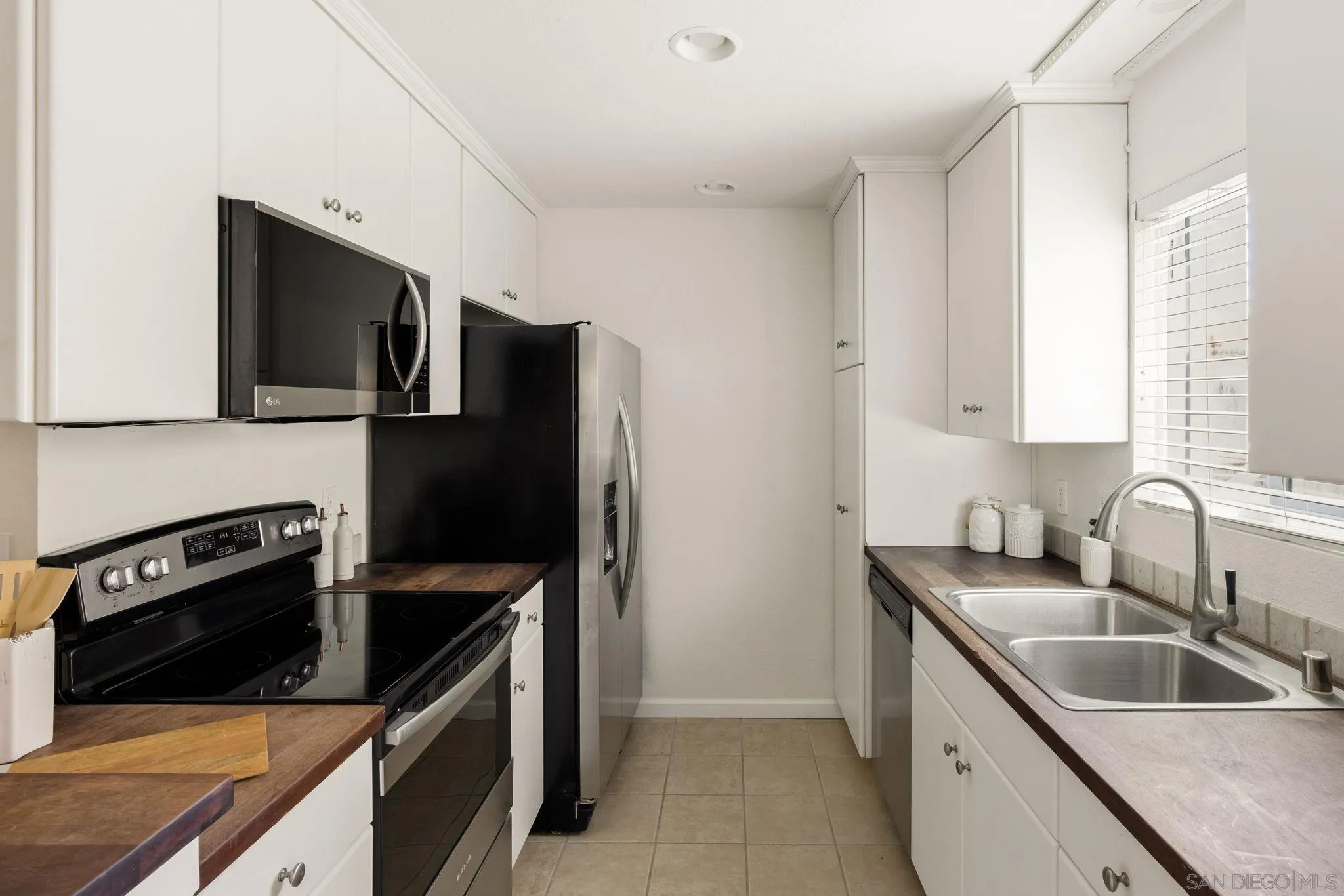 Photo #9: 260014104 Listing: Photo #9