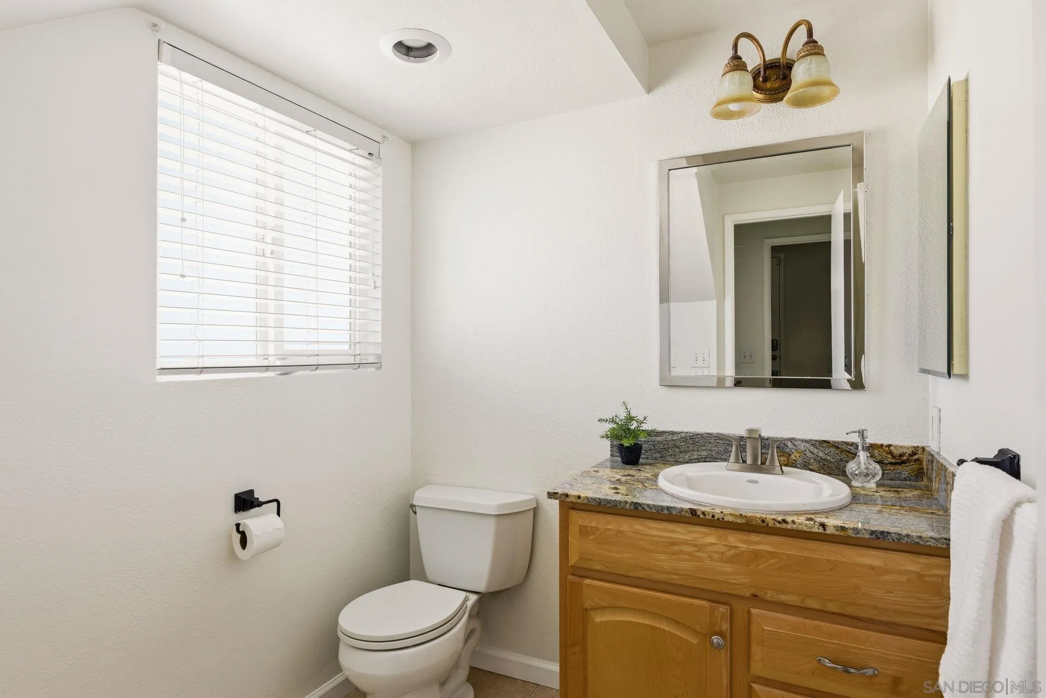 Photo #15: 260014104 Listing: Photo #15
