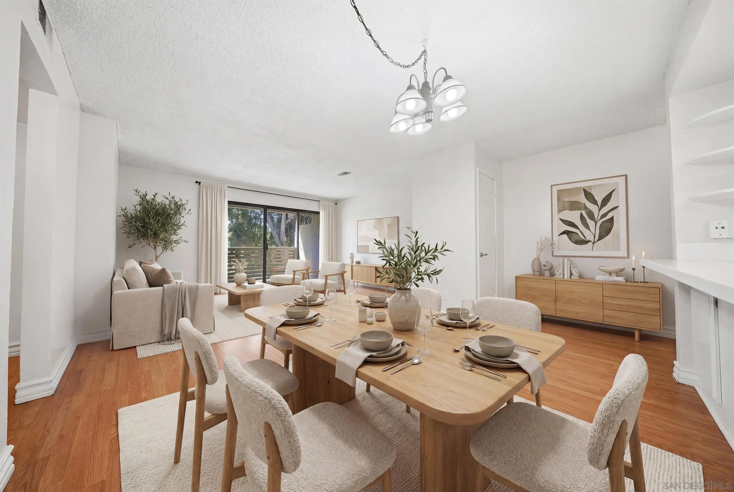 Photo #1: 260014107 Listing: Photo #1