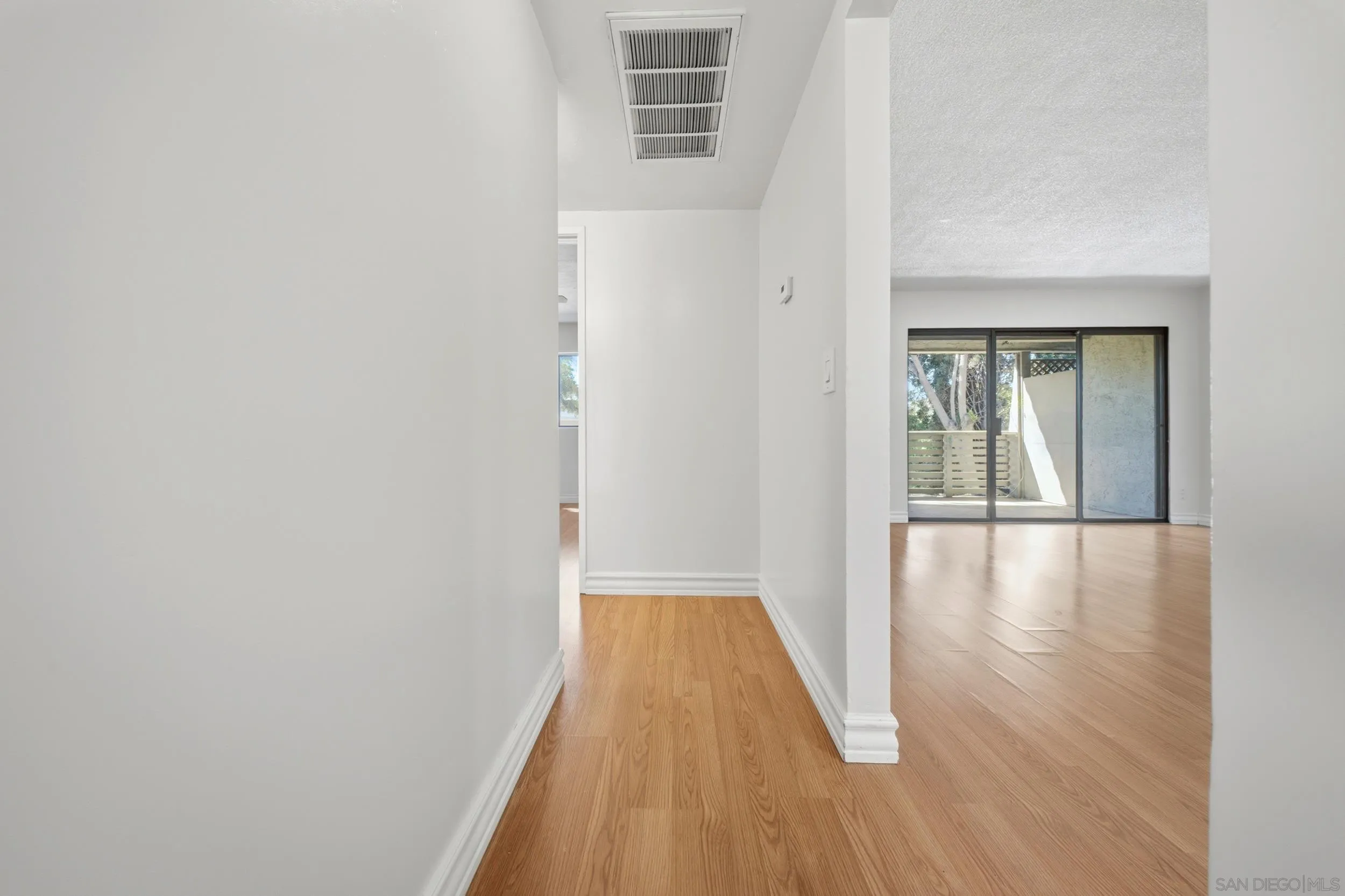 Photo #15: 260014107 Listing: Photo #15