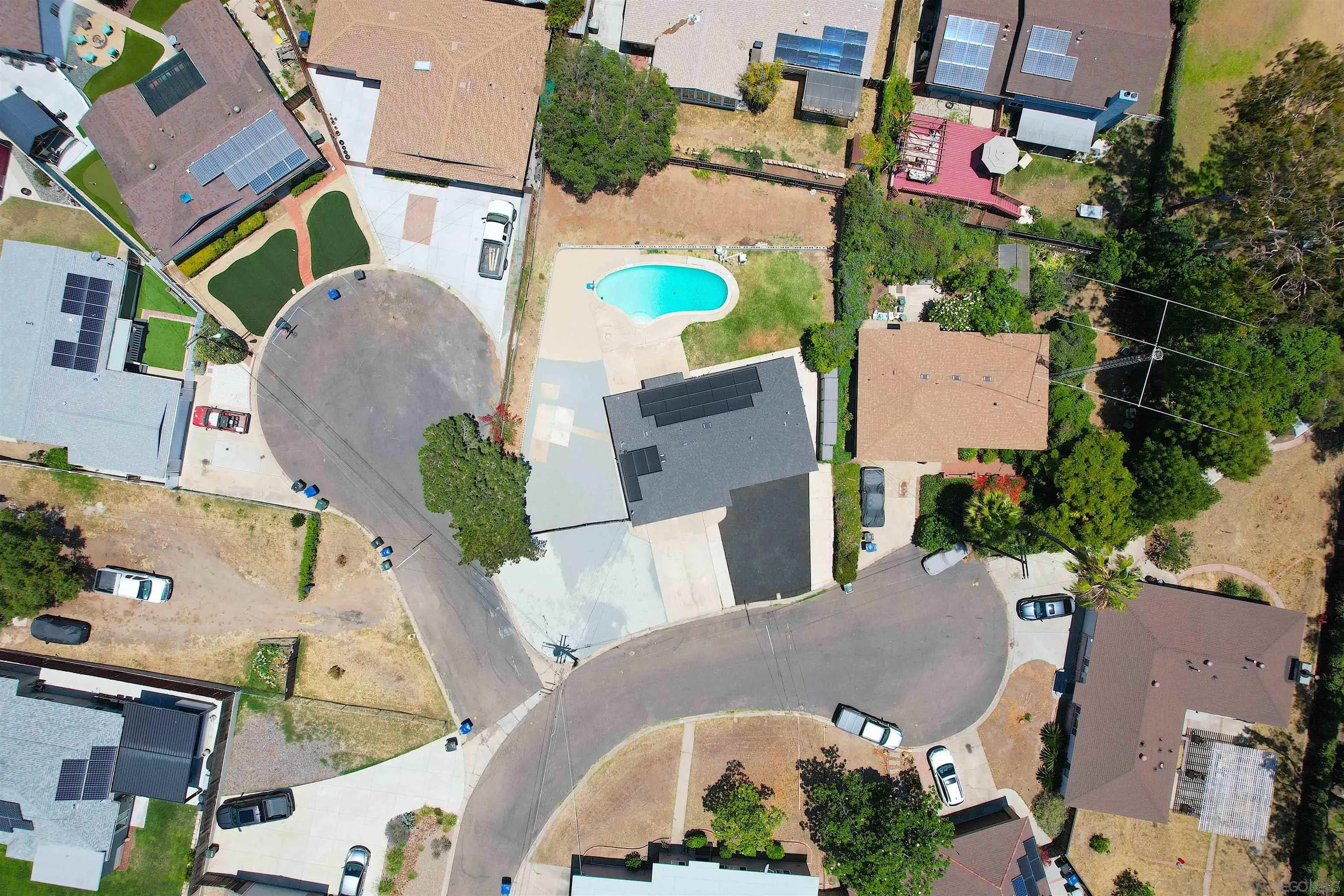 https://cdn.realtyfeed.com/cdn/127/260014109/04f42a89eecf0f4c203ea1a37e34234e.webp