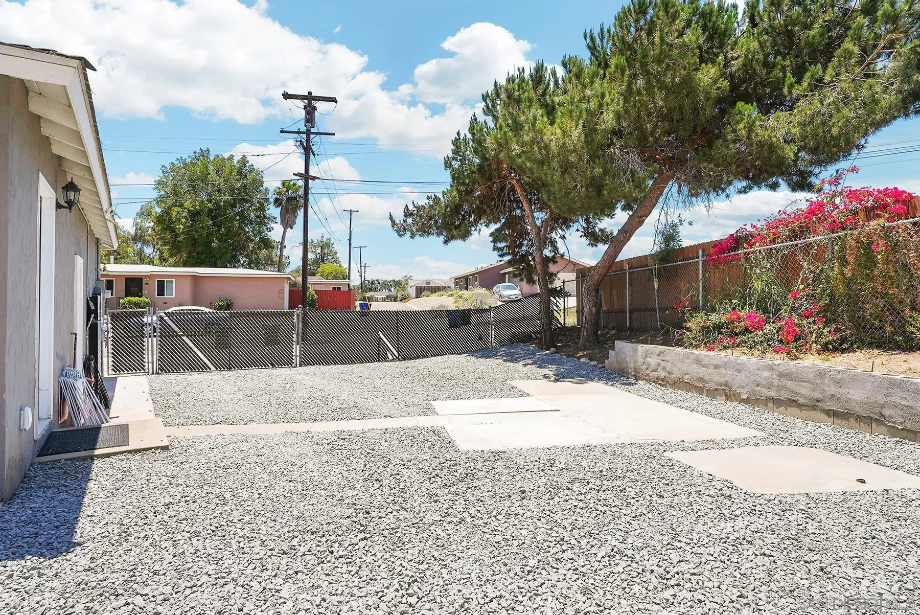 https://cdn.realtyfeed.com/cdn/127/260014109/a9e71ded4f09ba34530a2a26a1946644.webp