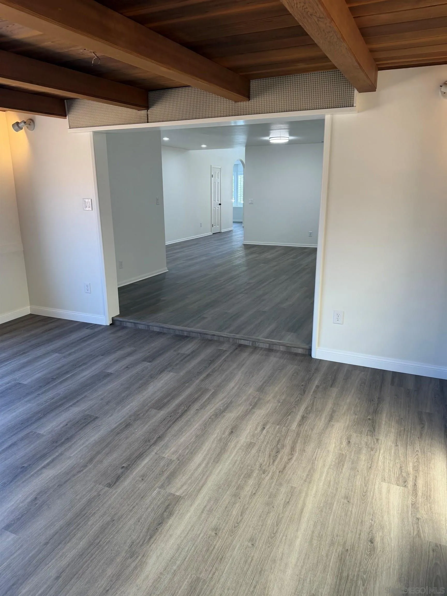 https://cdn.realtyfeed.com/cdn/127/260014110/7a7d1a1786ffdc0500efd9f2741f364c.webp